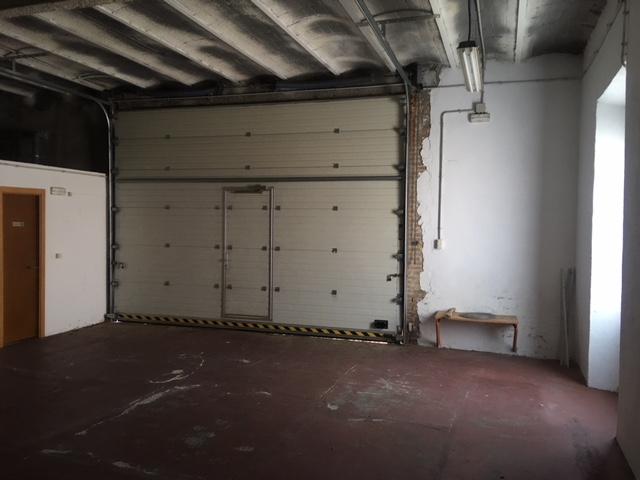 locals-comercials en la-bisbal-d'emporda ·  €