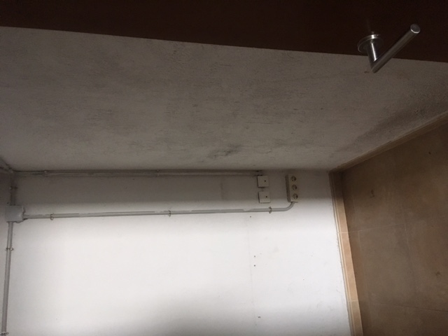 locals-comercials en la-bisbal-d'emporda ·  €