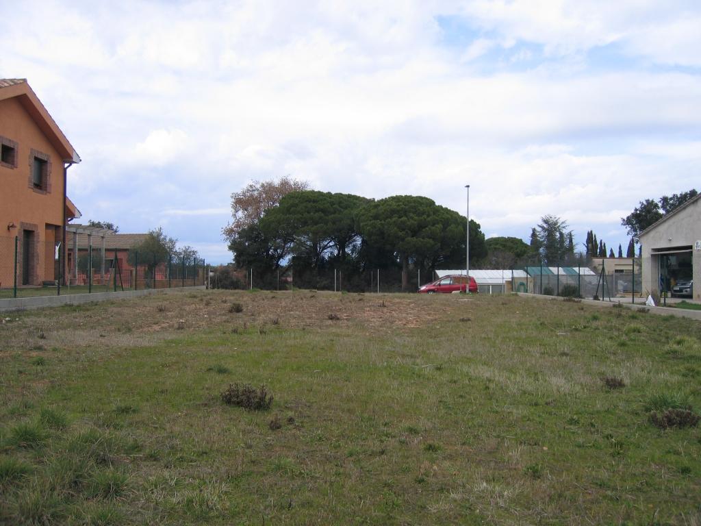 terrenys en vilobi-d-onyar ·  180000€