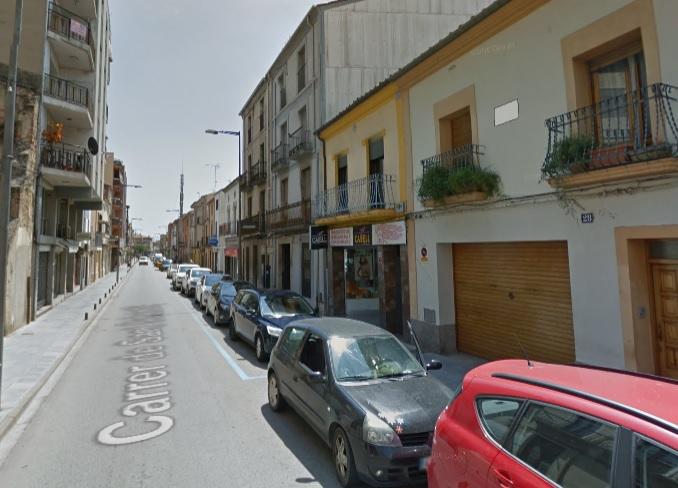edifici en santa-coloma-de-farners · casc-antic 300000€