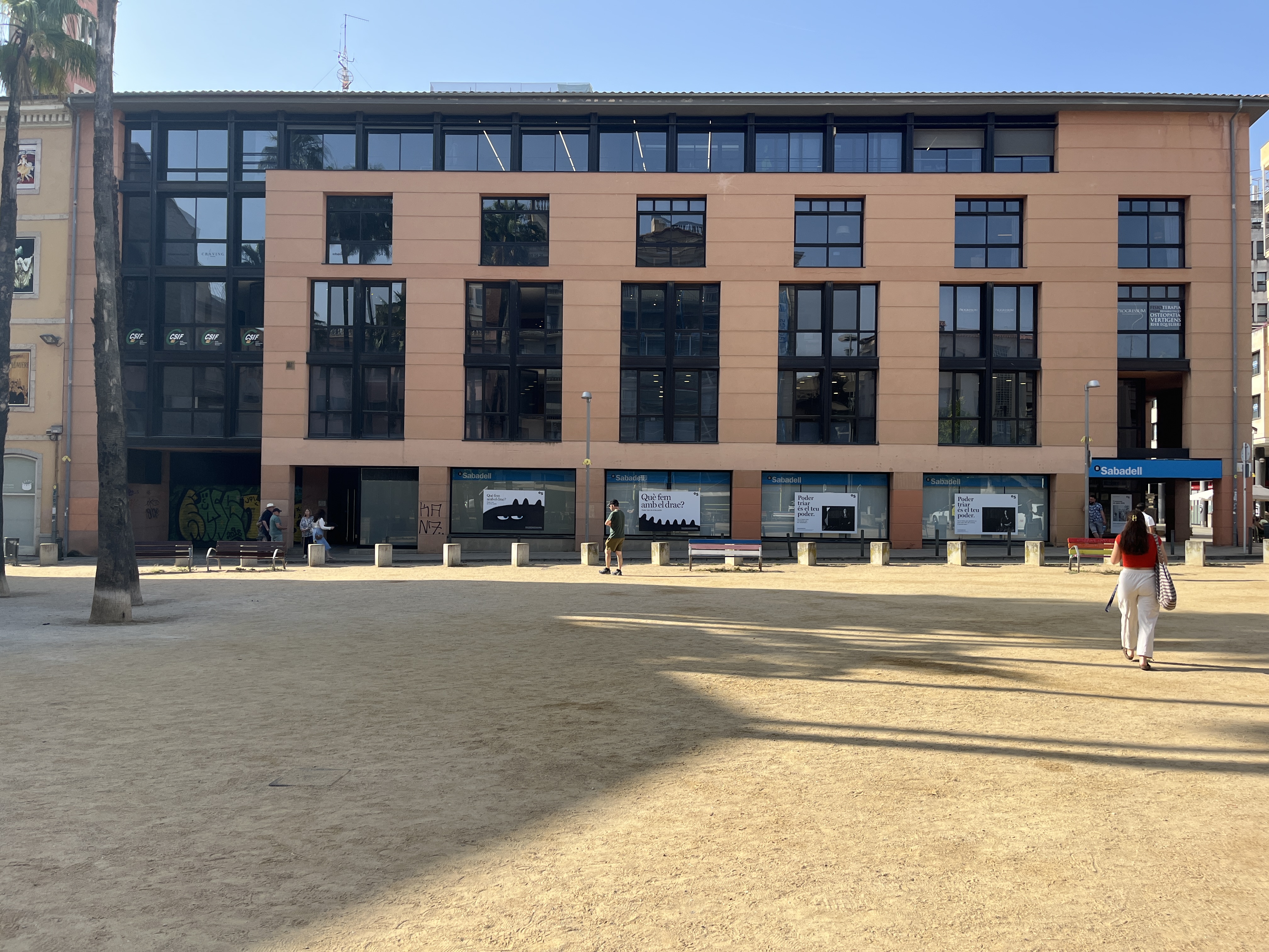 oficines en girona · mercadal €