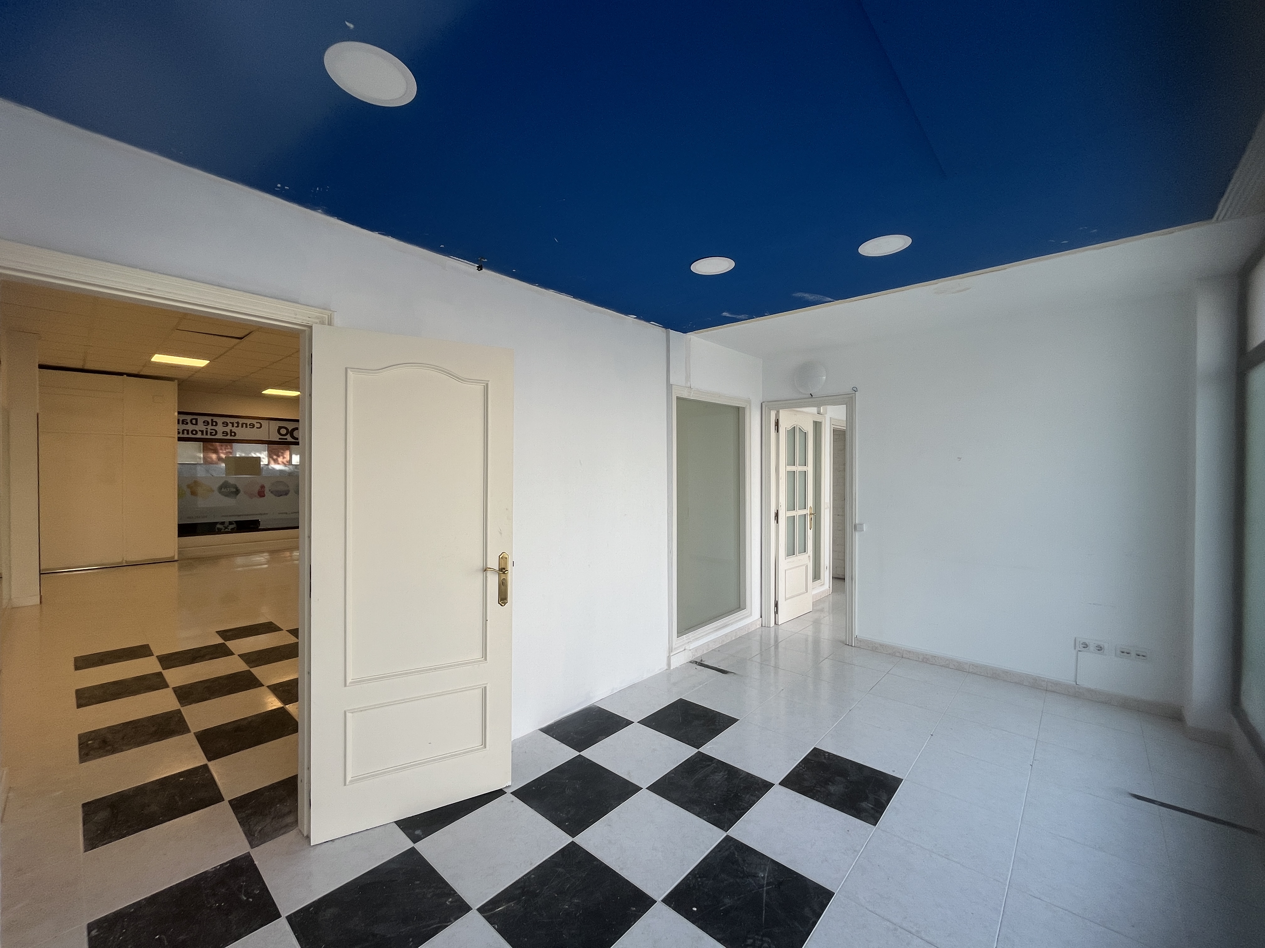 locals-comercials en girona · eixample €