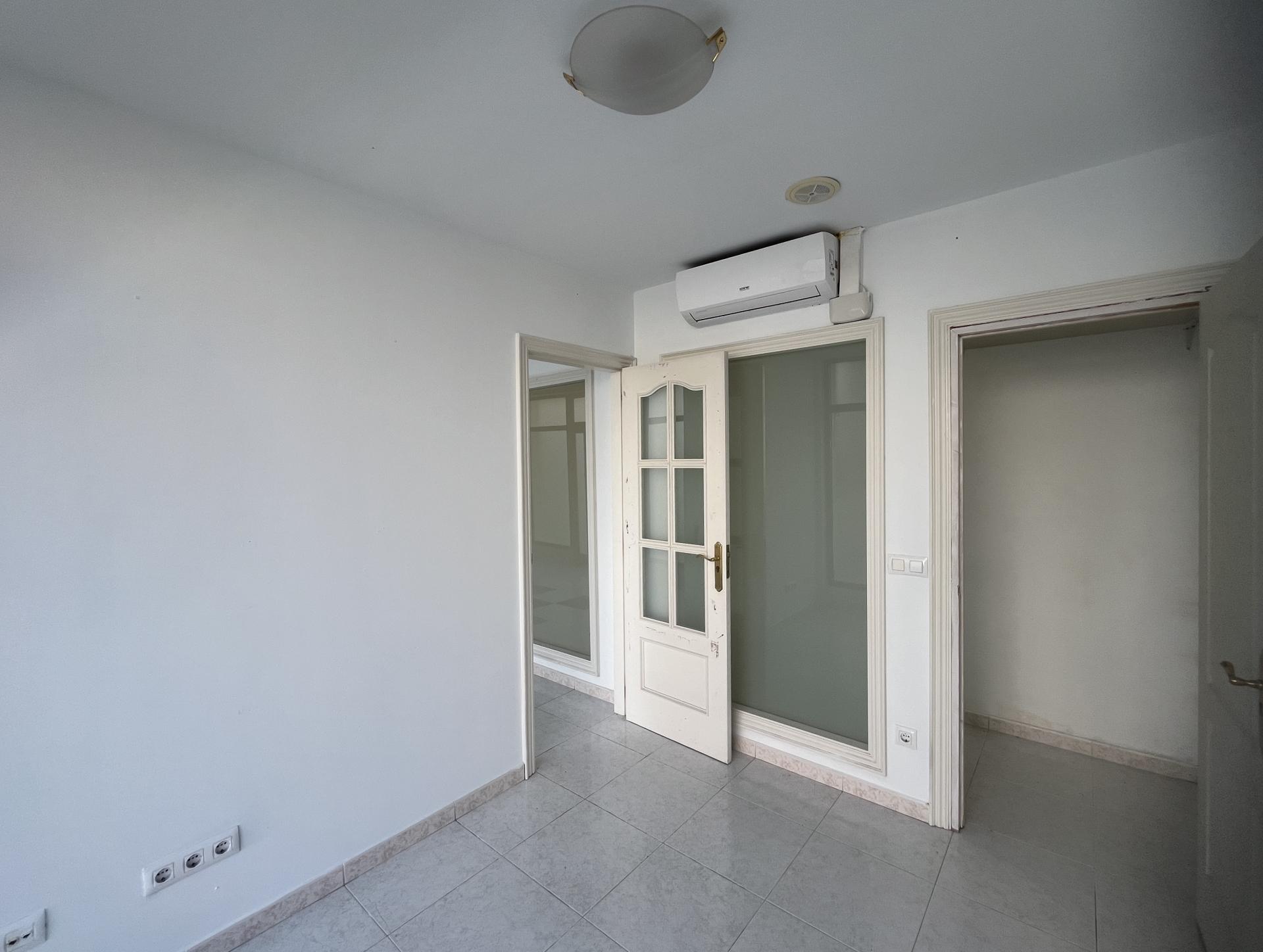 locals-comercials en girona · eixample €