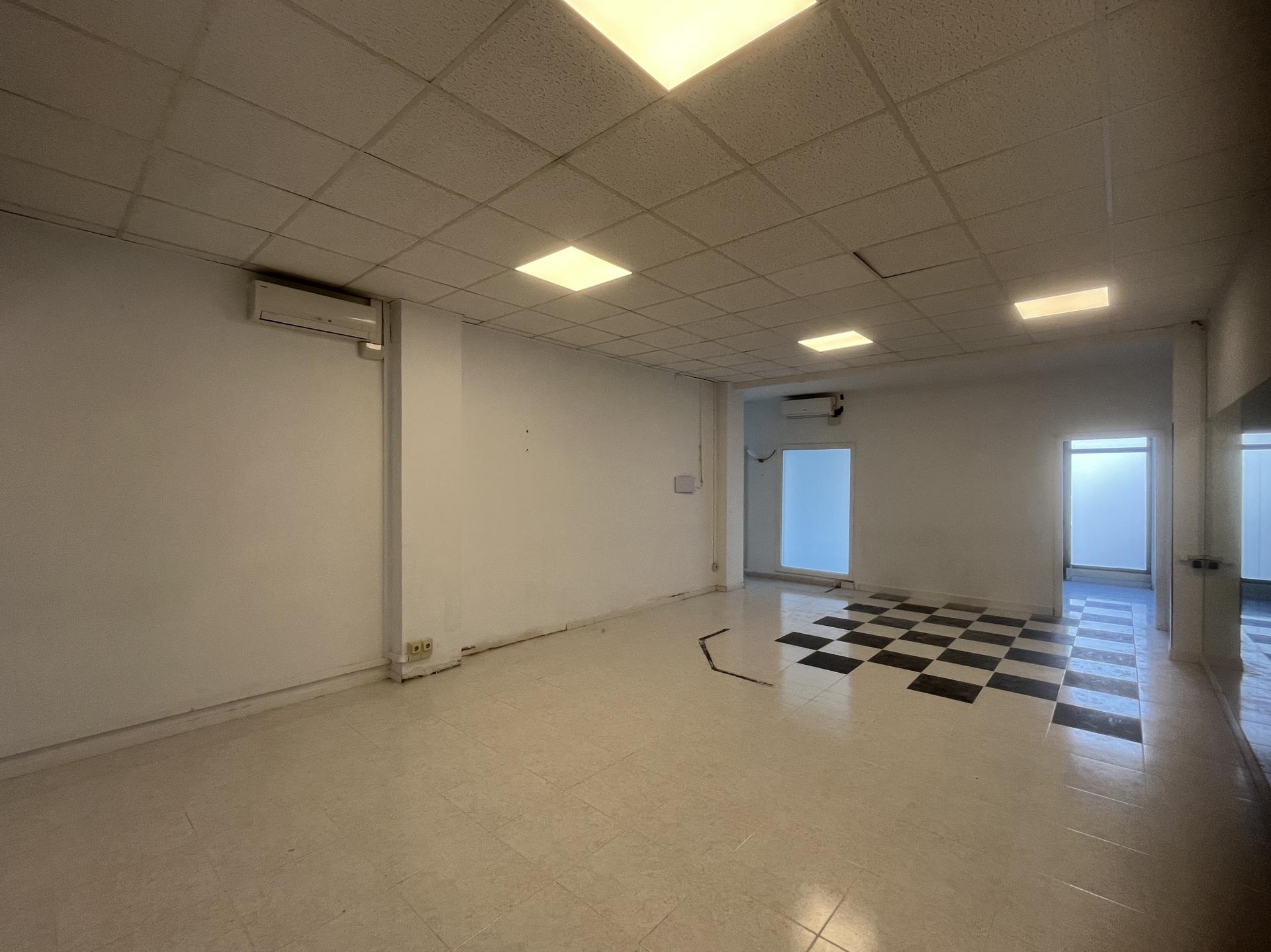 locals-comercials en girona · eixample €