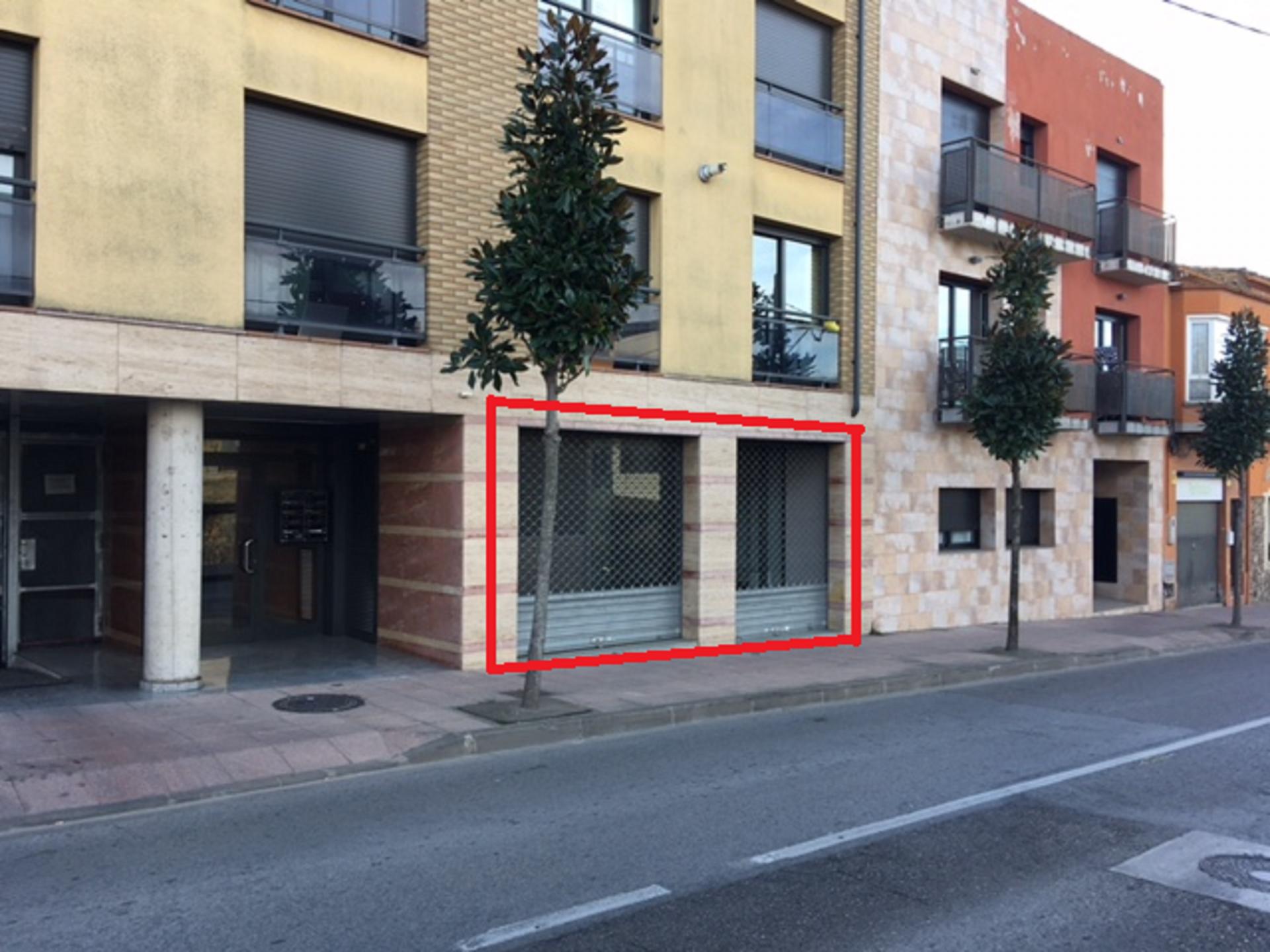 locales-comerciales en sils ·  189000€