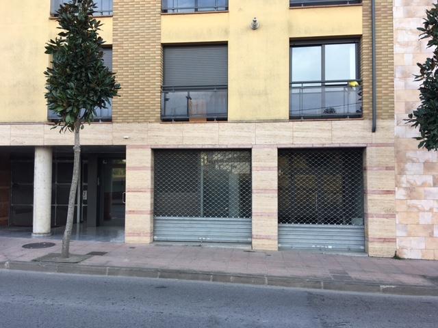 locales-comerciales en sils ·  189000€