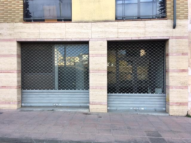 locales-comerciales en sils ·  189000€