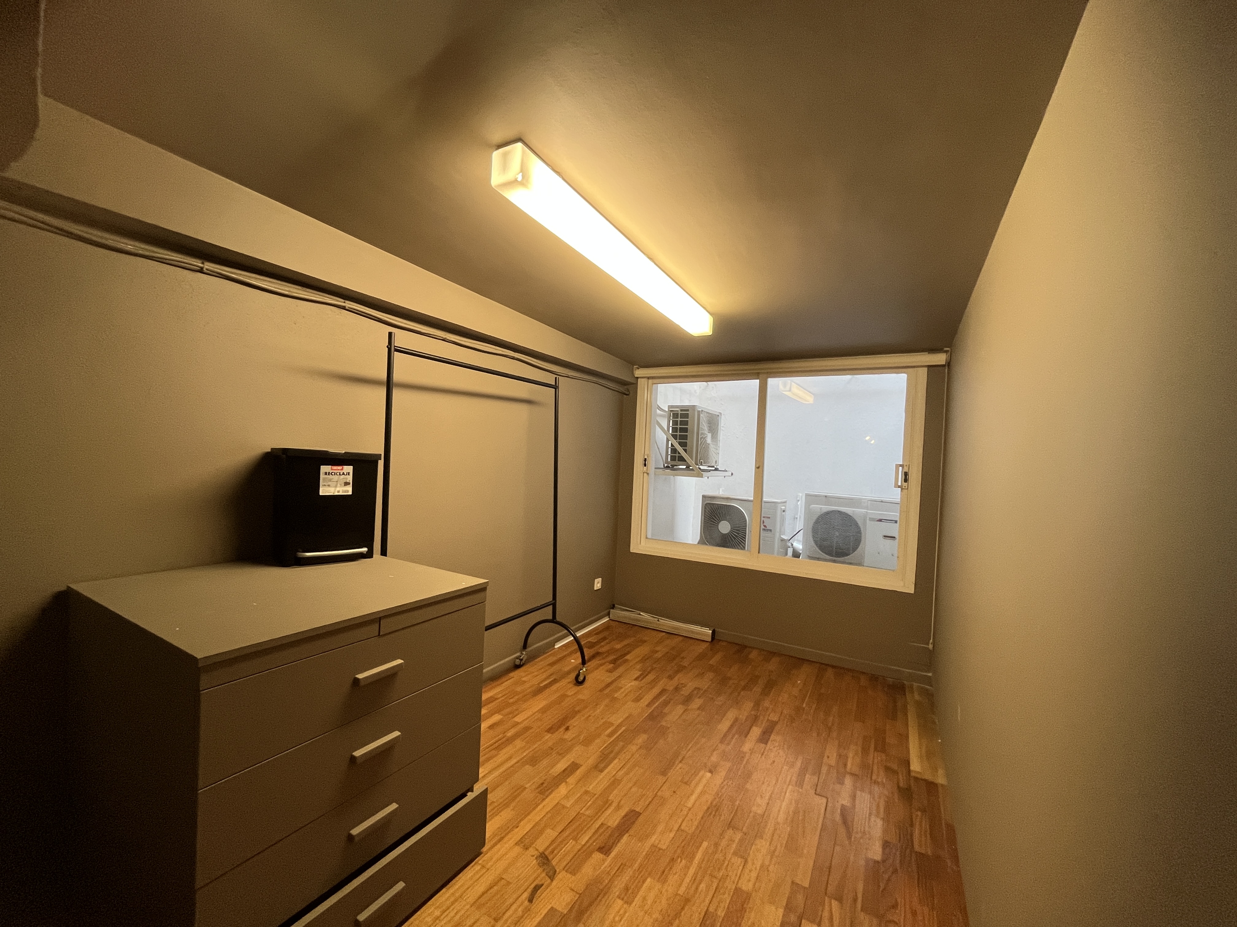 locals-comercials en girona · barri-vell €