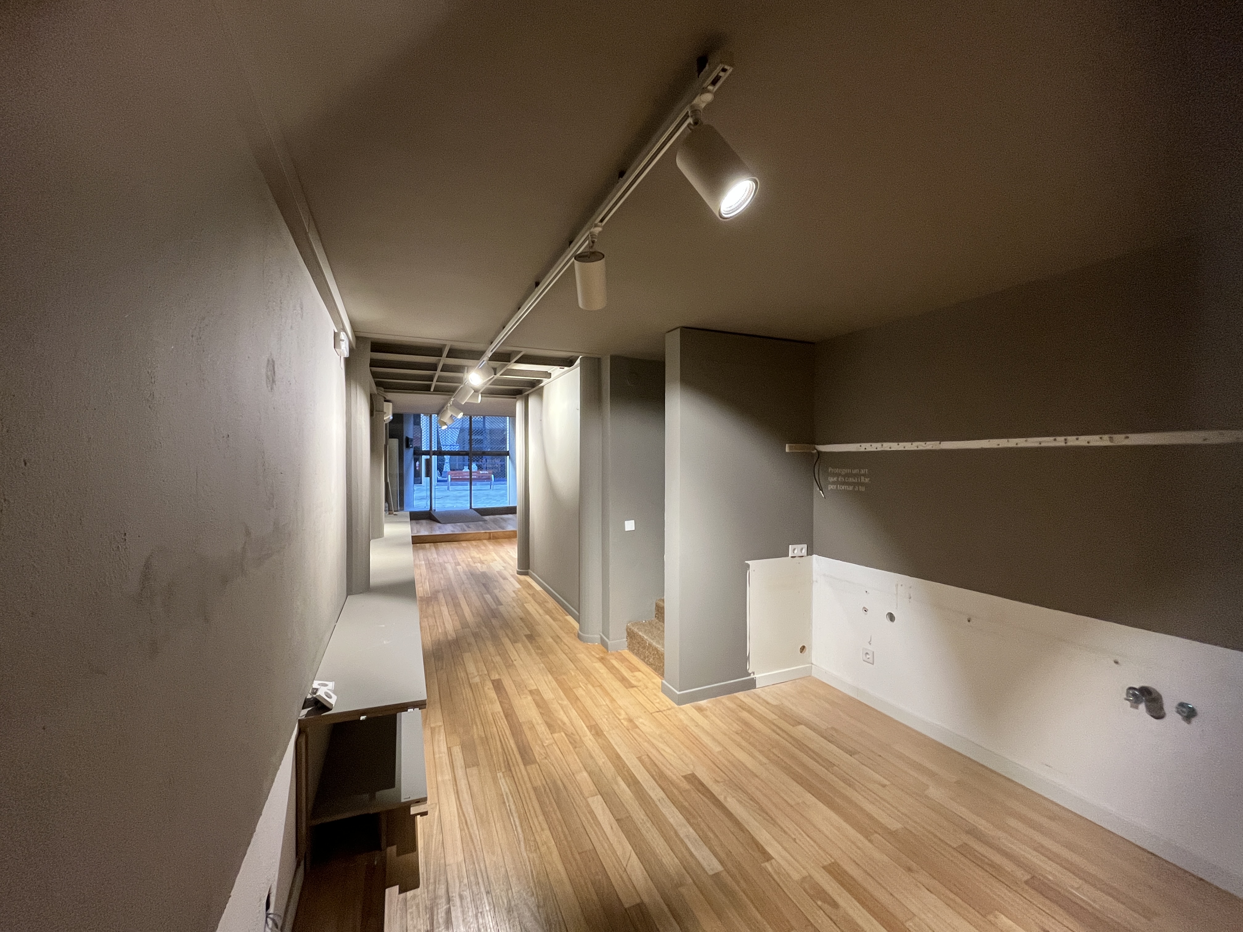 locals-comercials en girona · barri-vell €