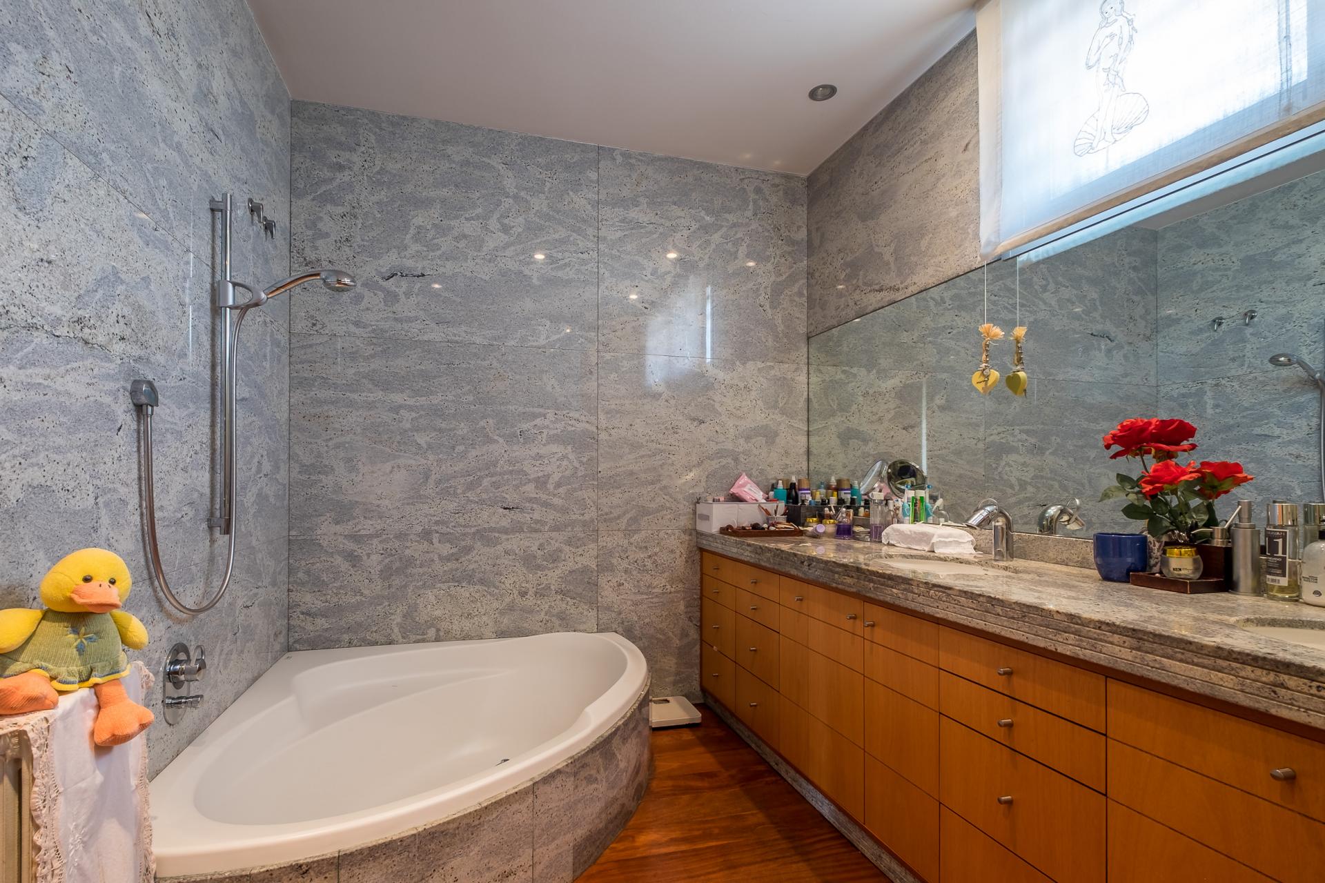 casa en girona · montjuic 1600000€