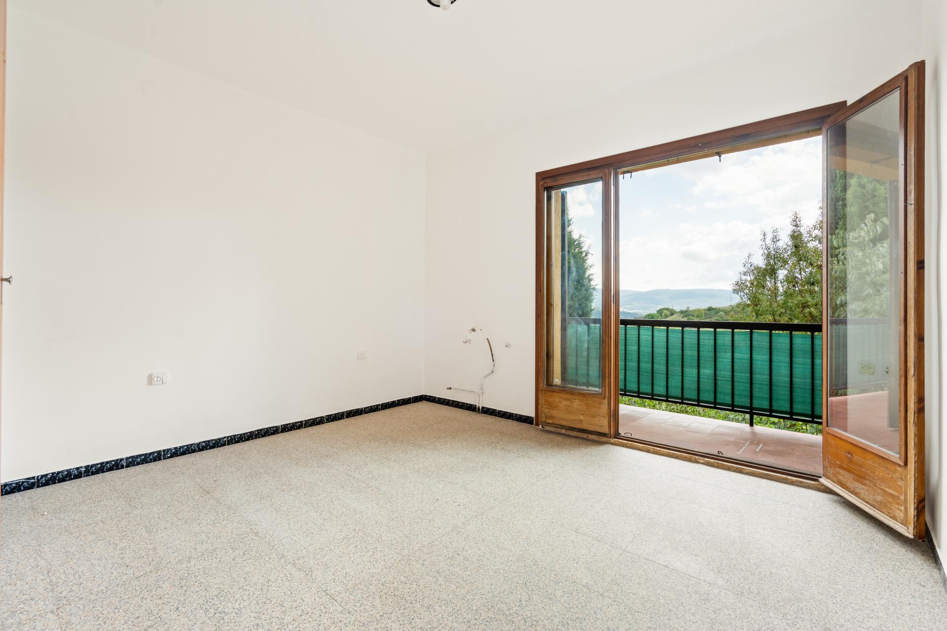 TORRE A QUATRE VENTS CAN SAULEDA