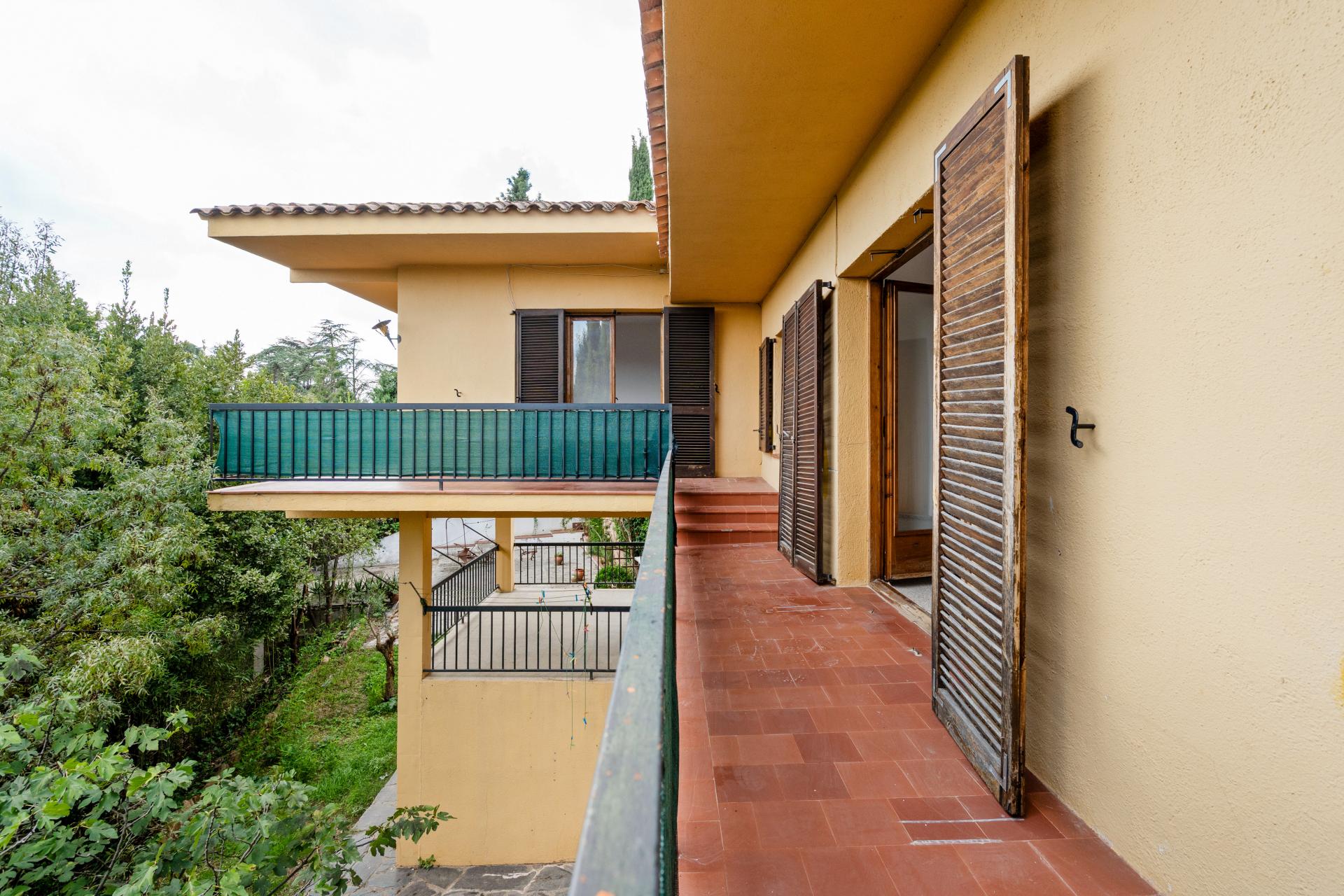 TORRE A QUATRE VENTS CAN SAULEDA