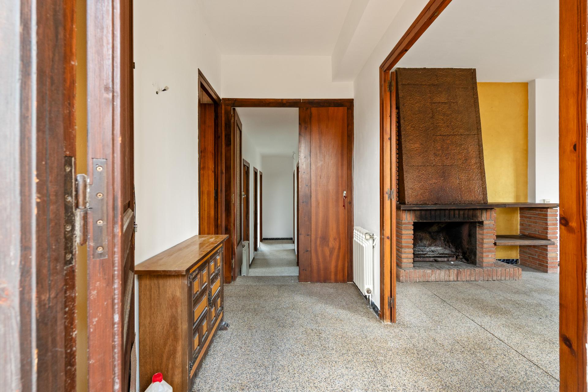 TORRE A QUATRE VENTS CAN SAULEDA