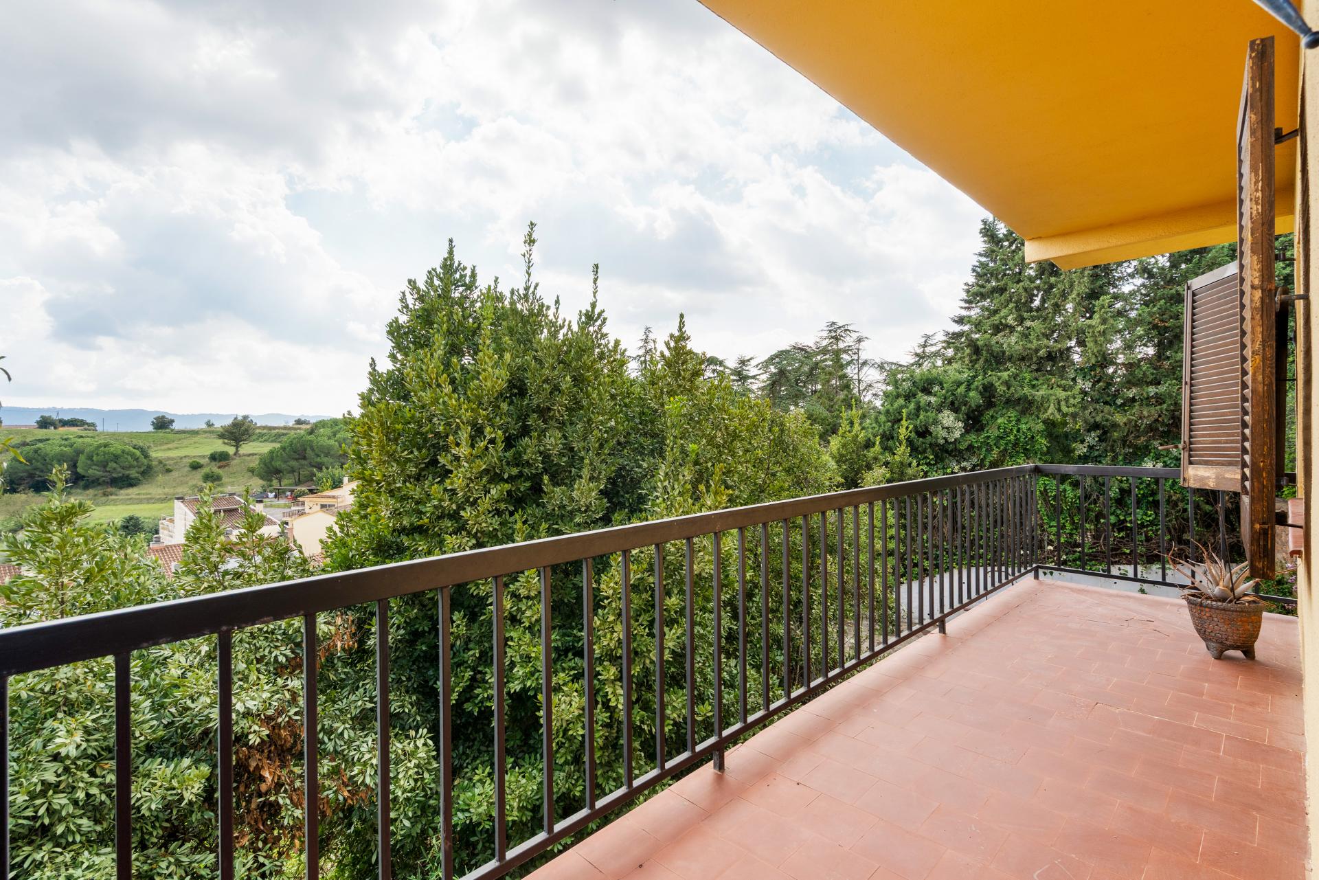 TORRE A QUATRE VENTS CAN SAULEDA