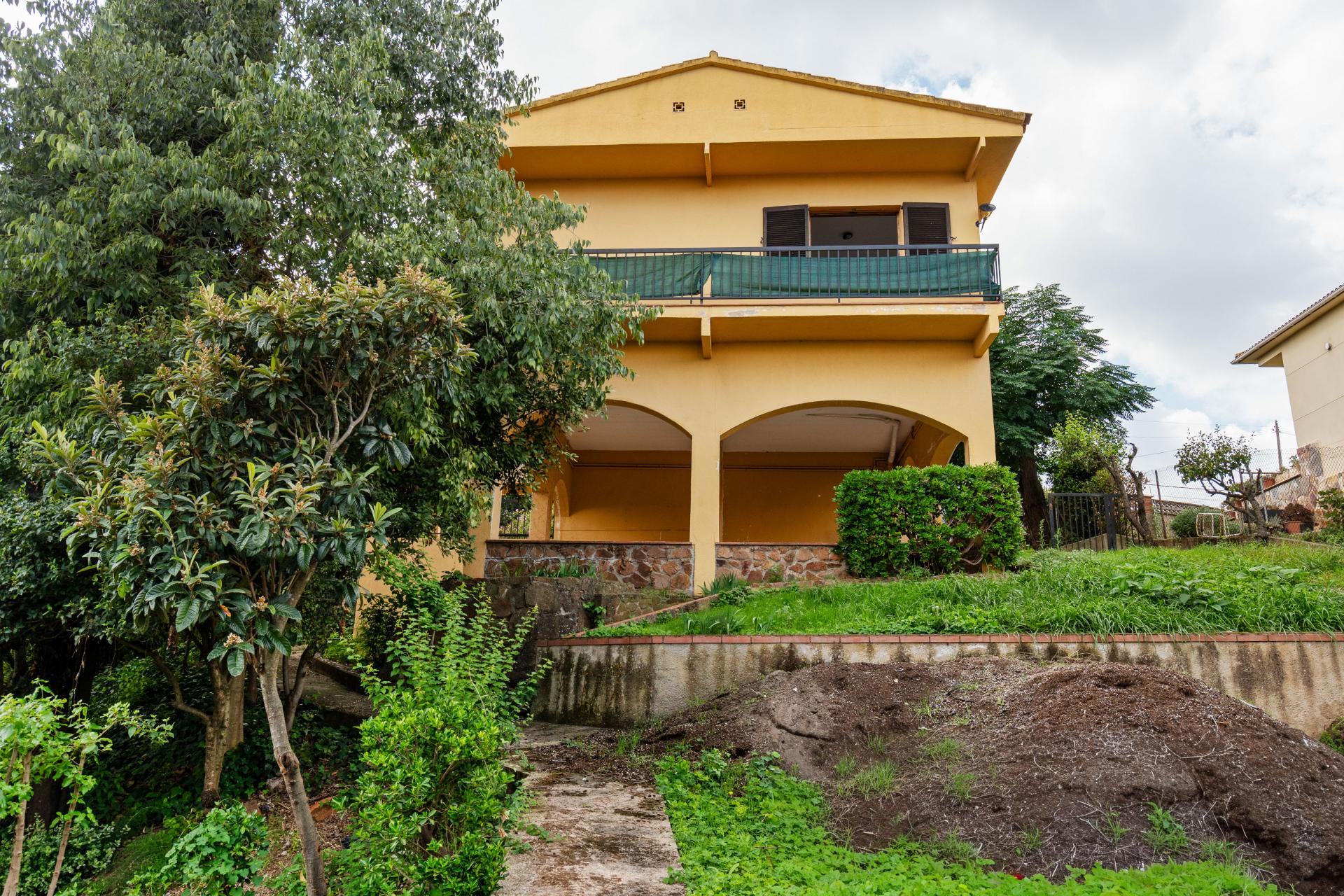 TORRE A QUATRE VENTS CAN SAULEDA