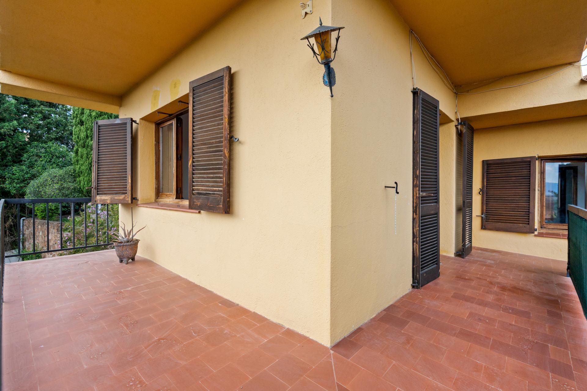 TORRE A QUATRE VENTS CAN SAULEDA