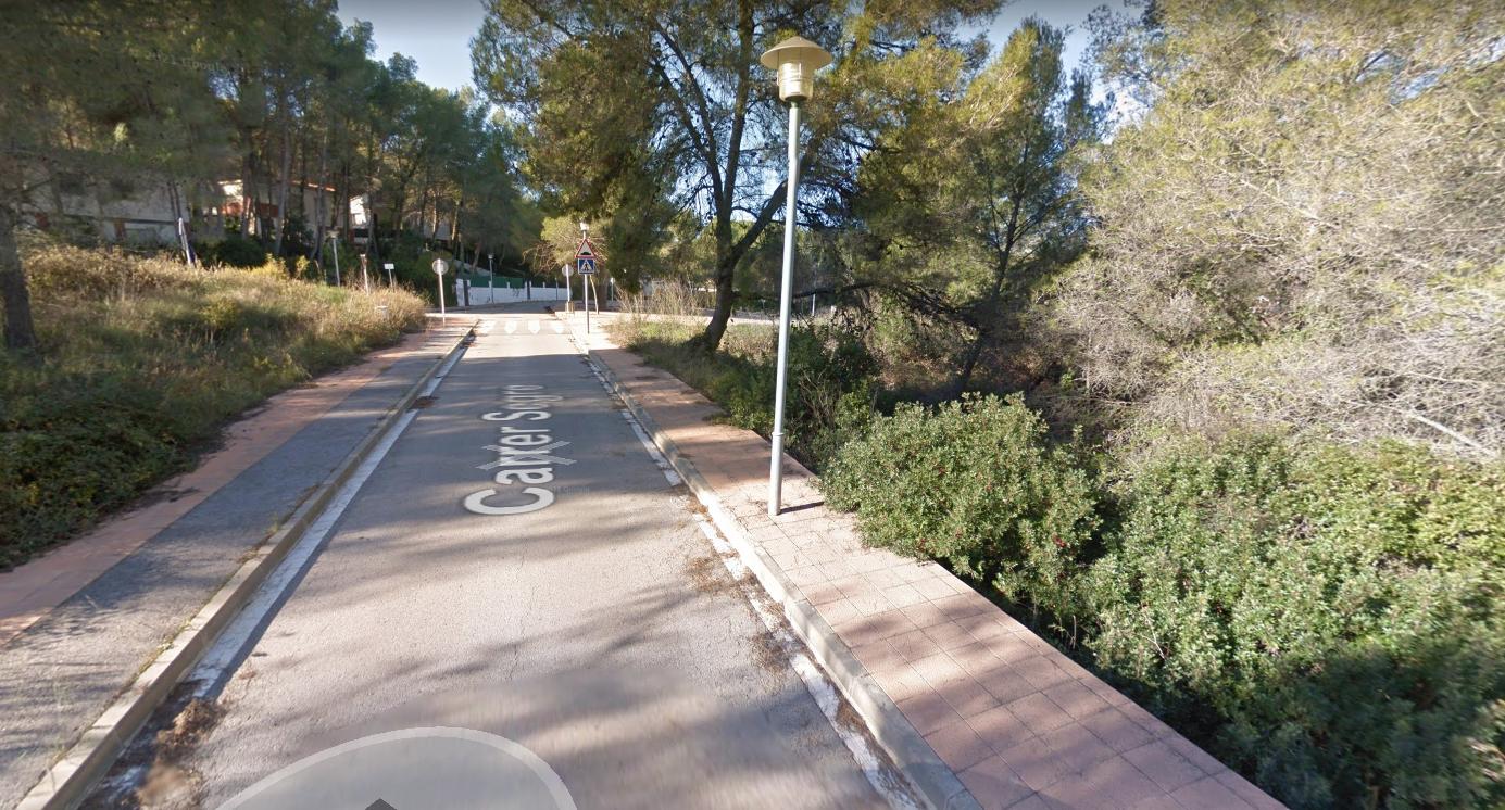 Parcela con licencia lista para construir