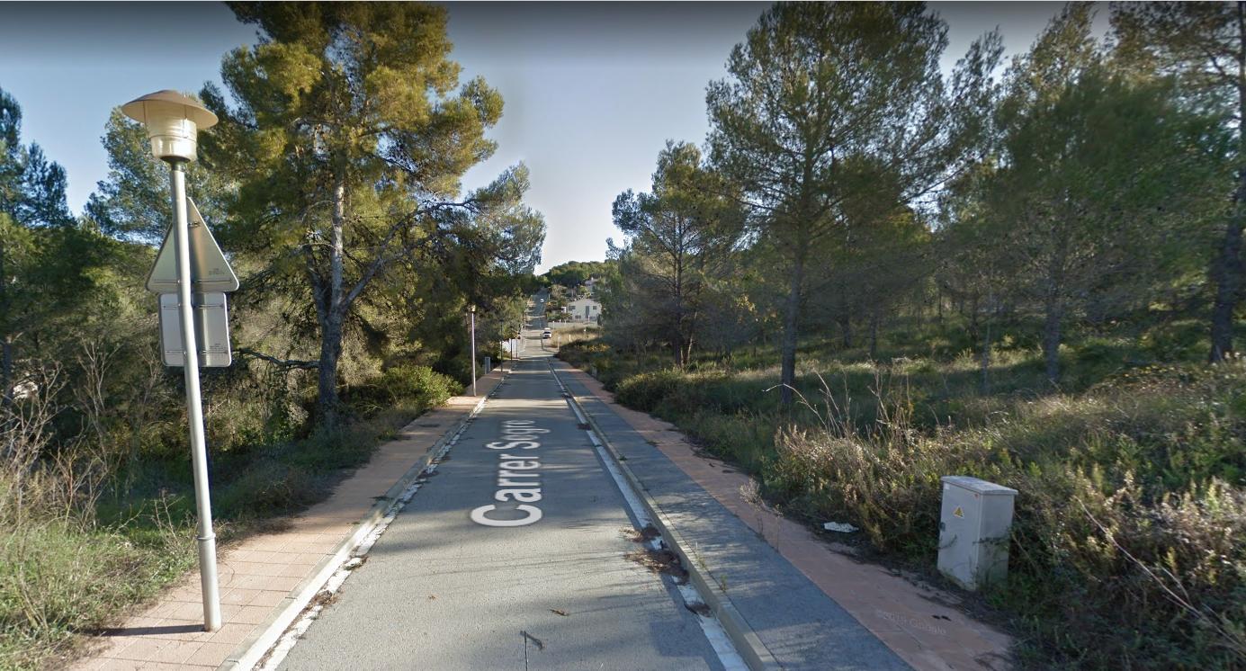 Parcela con licencia lista para construir