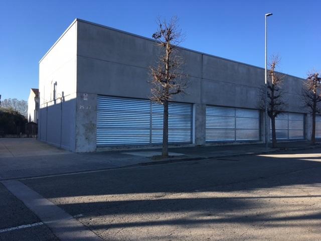 locals-comercials en vilobi-d-onyar ·  €