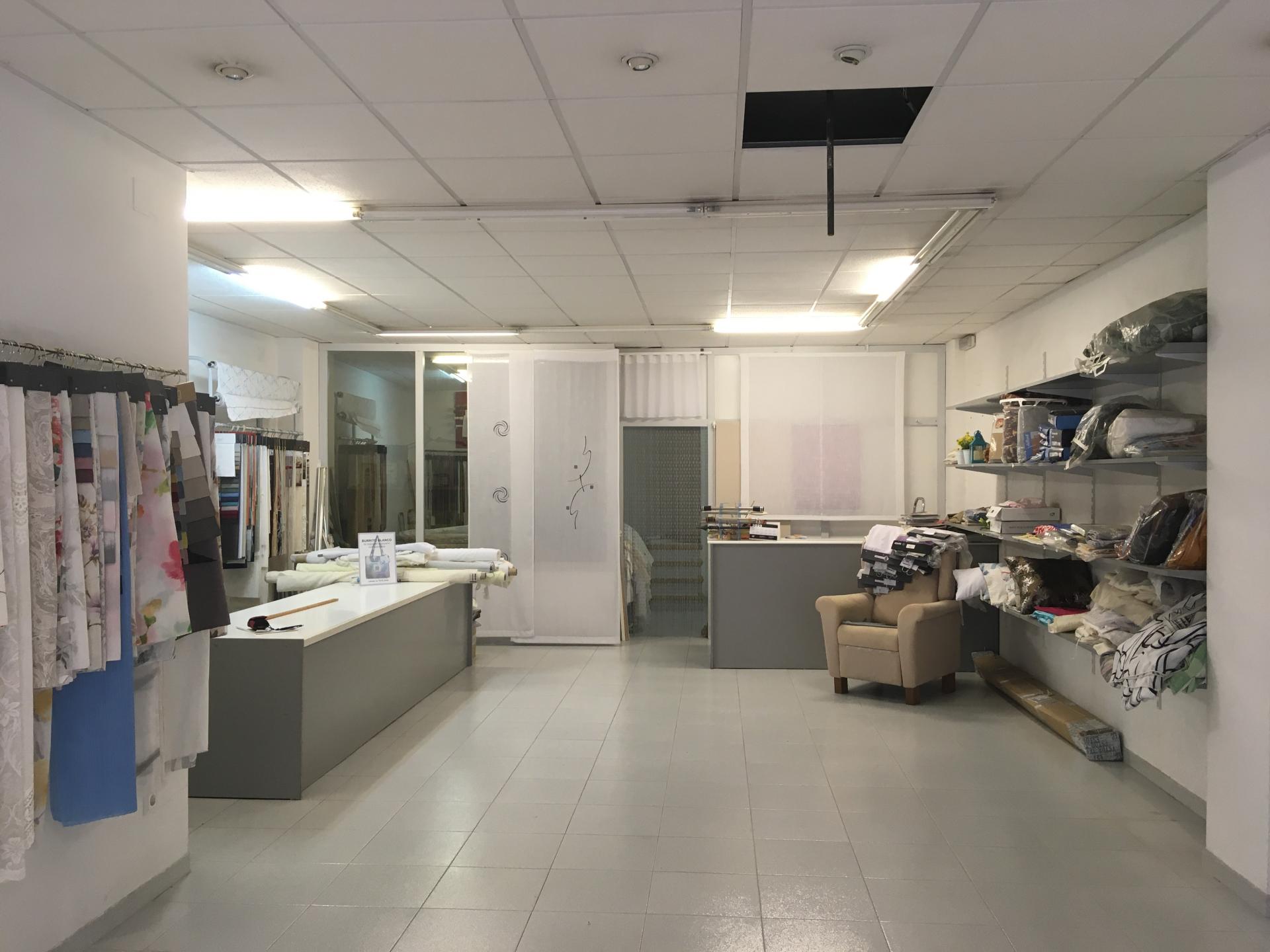 locals-comercials en banyoles · centre €