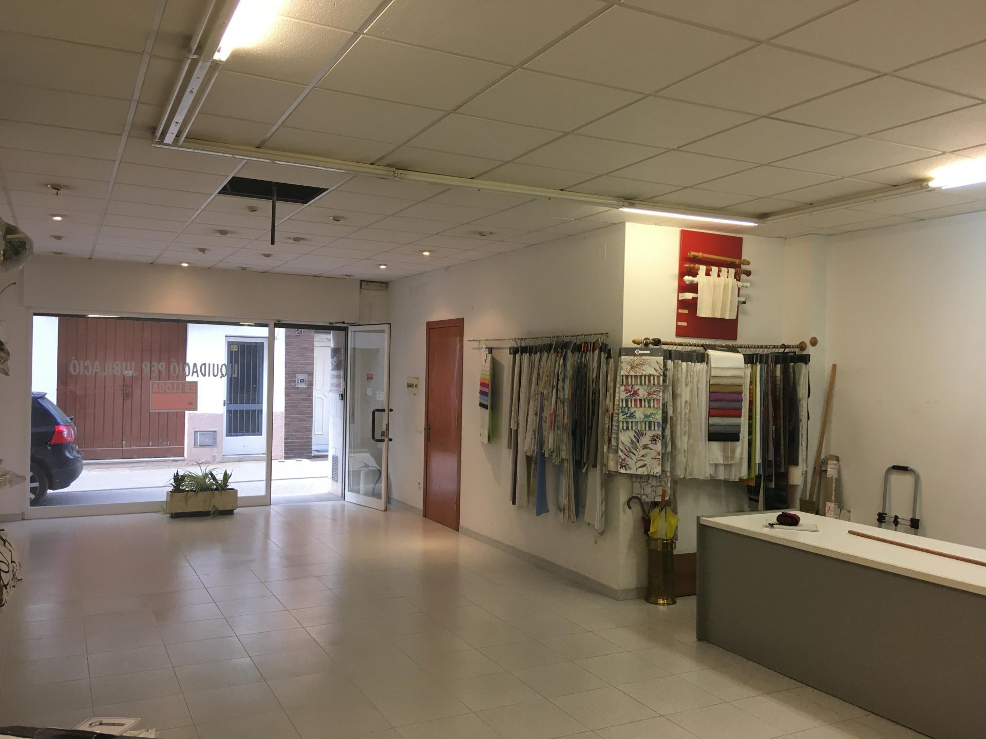 locals-comercials en banyoles · centre €