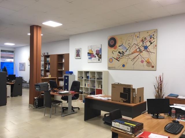 locales-comerciales en girona · santa-eugenia 175000€
