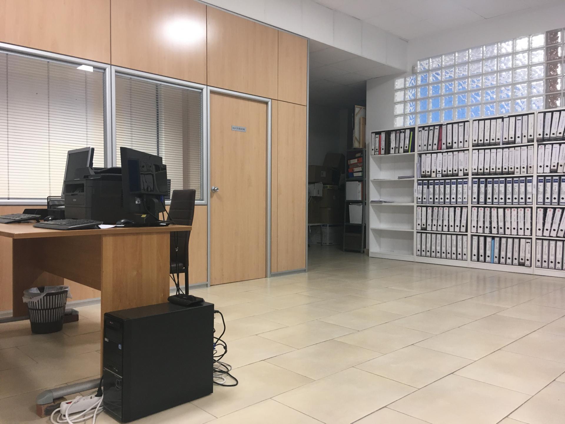 locales-comerciales en girona · santa-eugenia 175000€