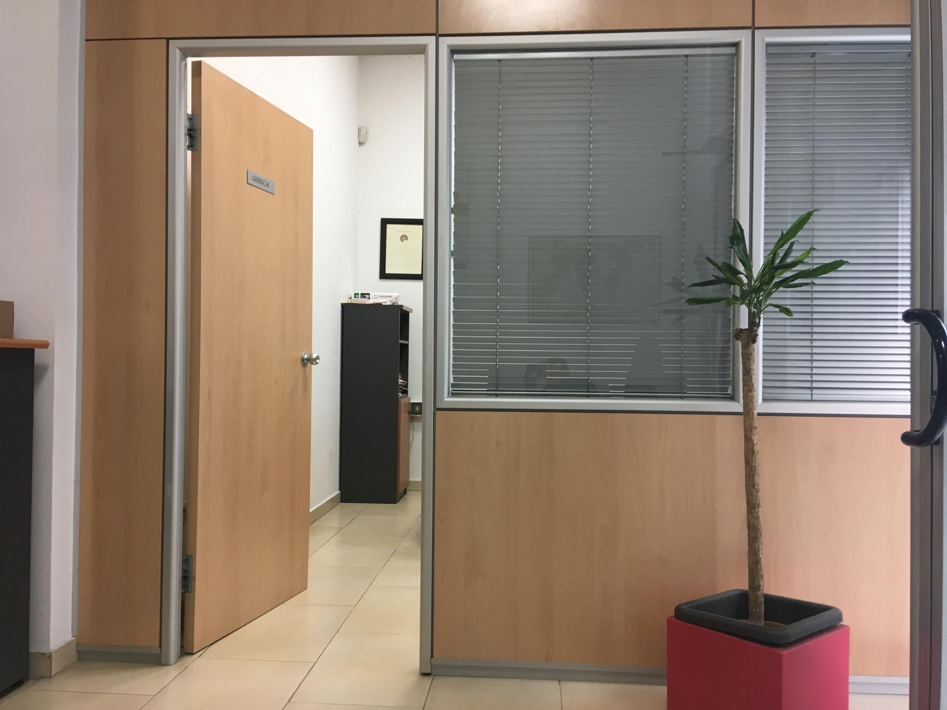 locales-comerciales en girona · santa-eugenia 175000€