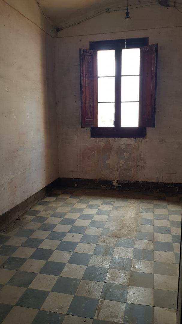 CASA DE POBLE MOLT GRAN I AMB LOCAL TIPUS NAU INDUSTRIAL