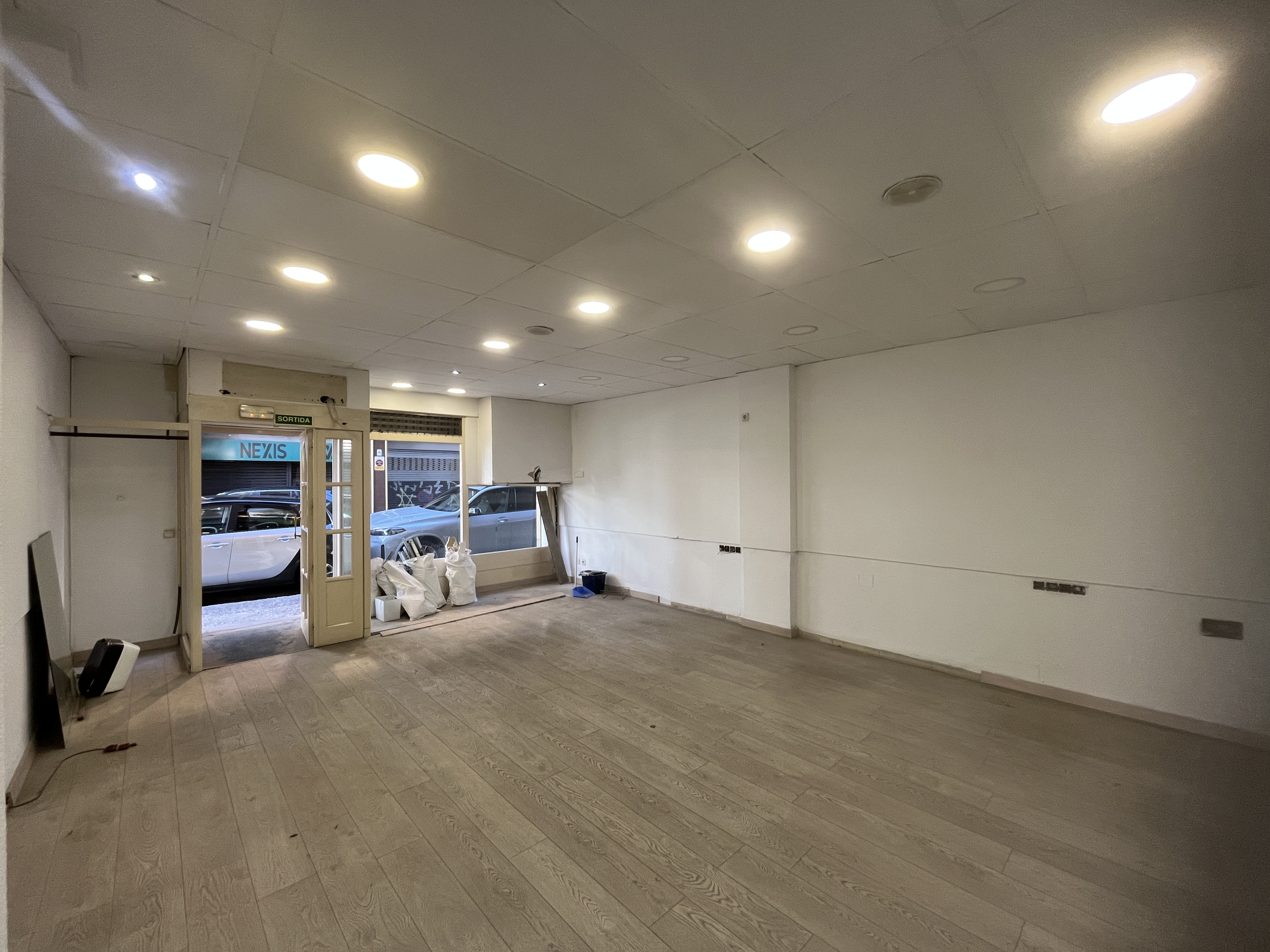 locals-comercials en girona · migdia-emili-grahit 115000€