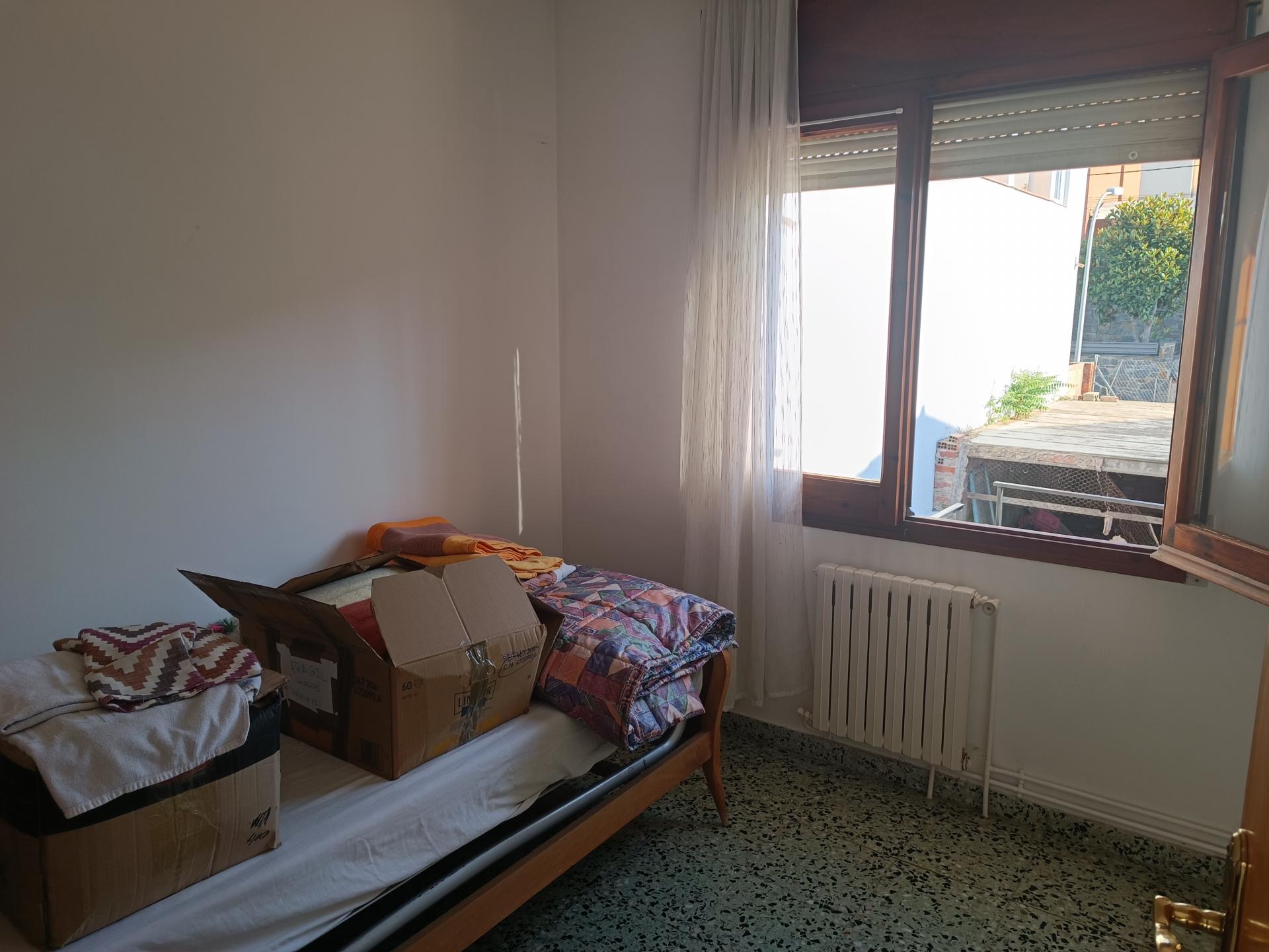 CASA  SITUADA A ZONA RESIDENCIAL