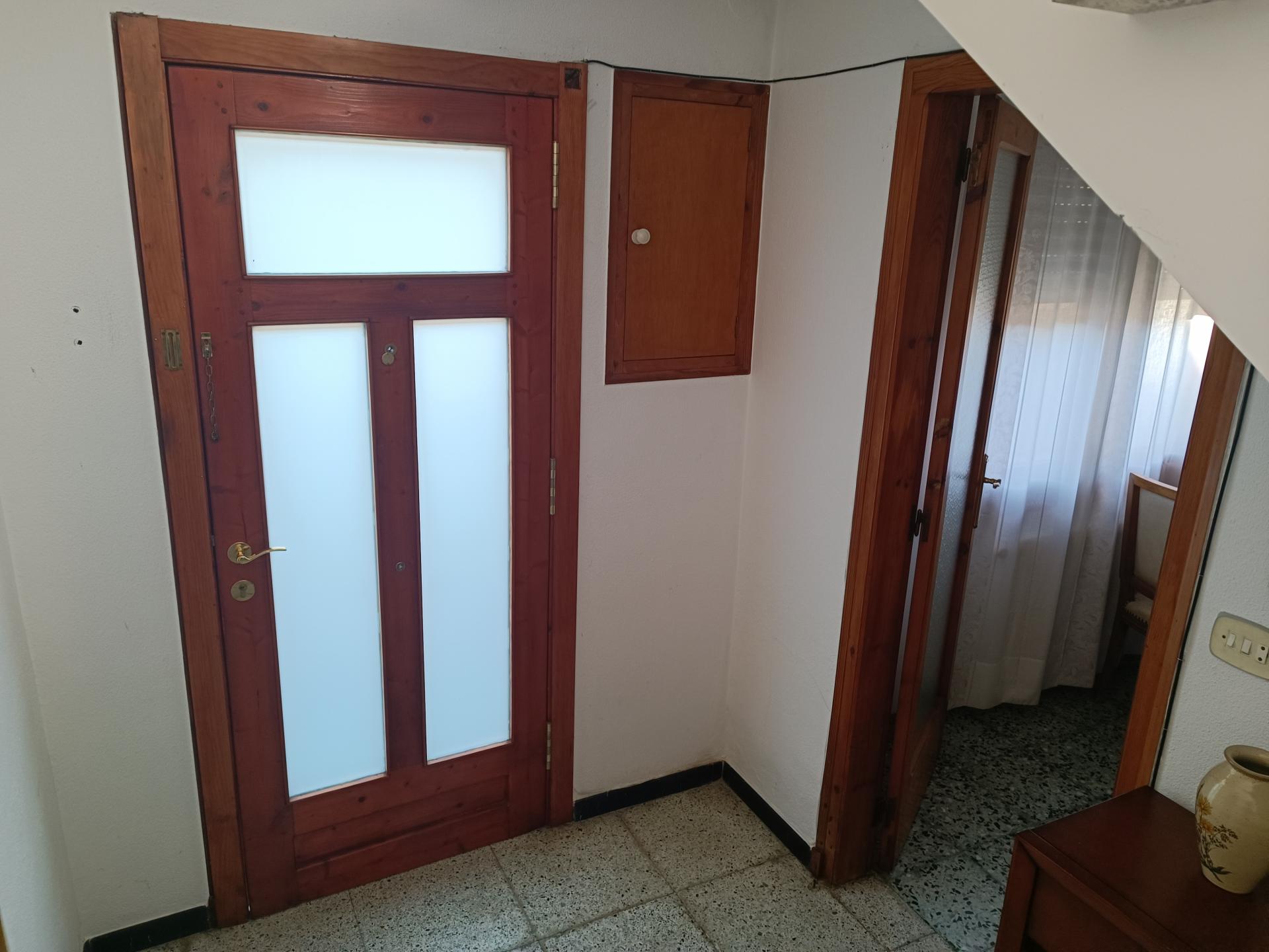 CASA  SITUADA A ZONA RESIDENCIAL