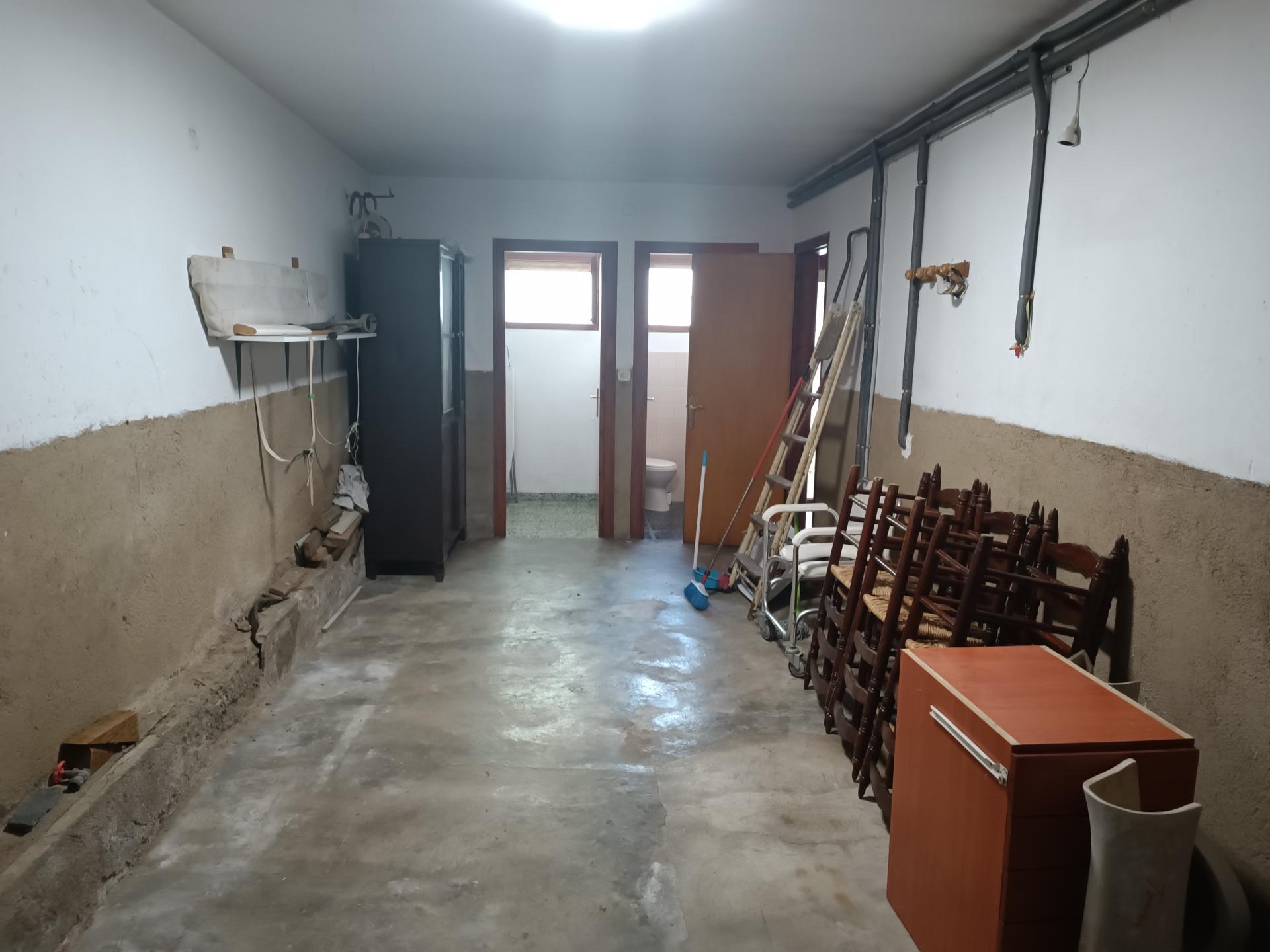 CASA  SITUADA A ZONA RESIDENCIAL