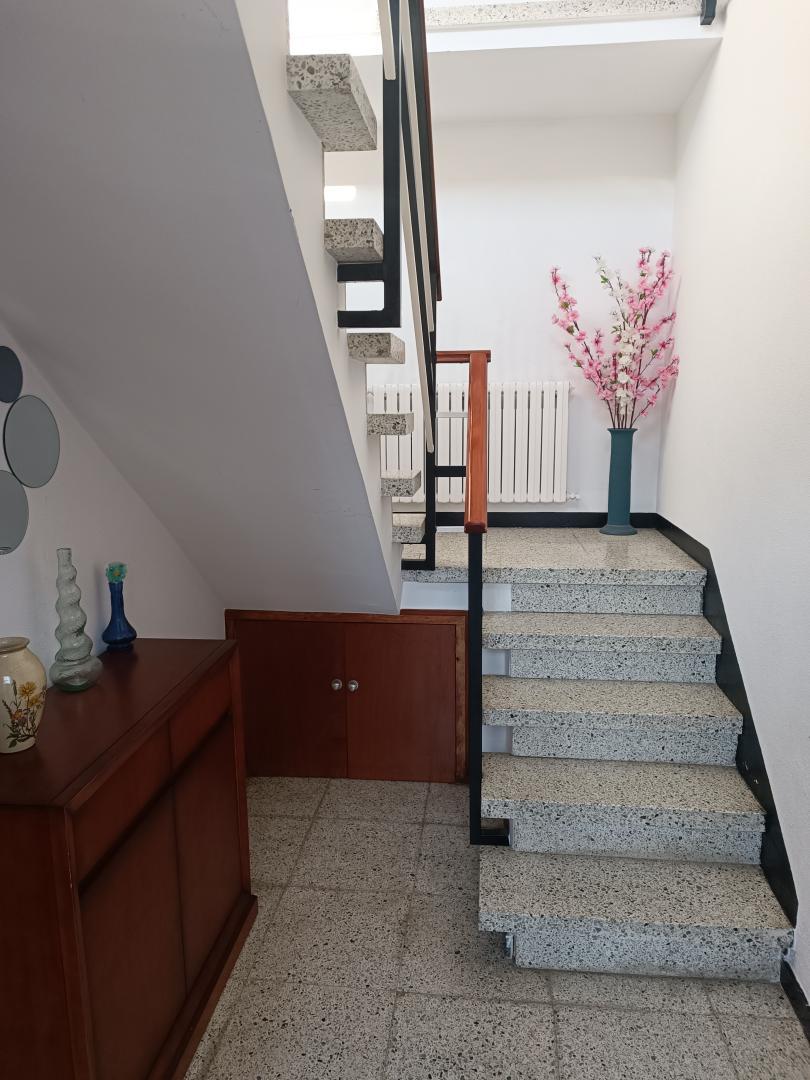 CASA  SITUADA A ZONA RESIDENCIAL