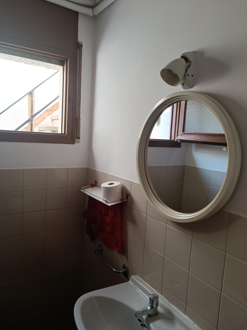 CASA  SITUADA A ZONA RESIDENCIAL