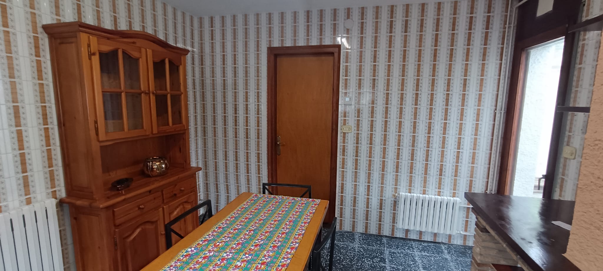 CASA  SITUADA A ZONA RESIDENCIAL