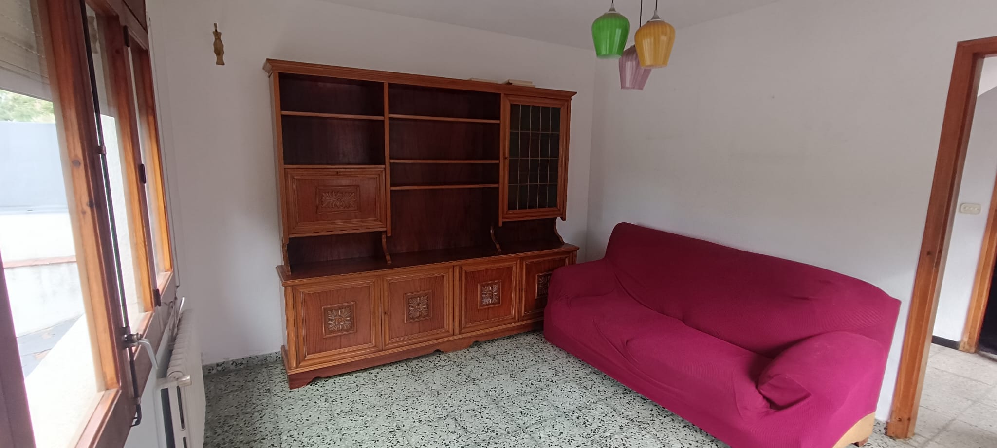 CASA  SITUADA A ZONA RESIDENCIAL