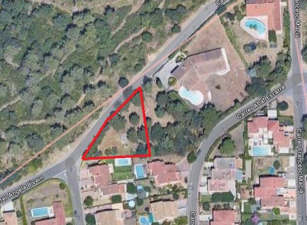 terrenys en girona · montjuic 360000€