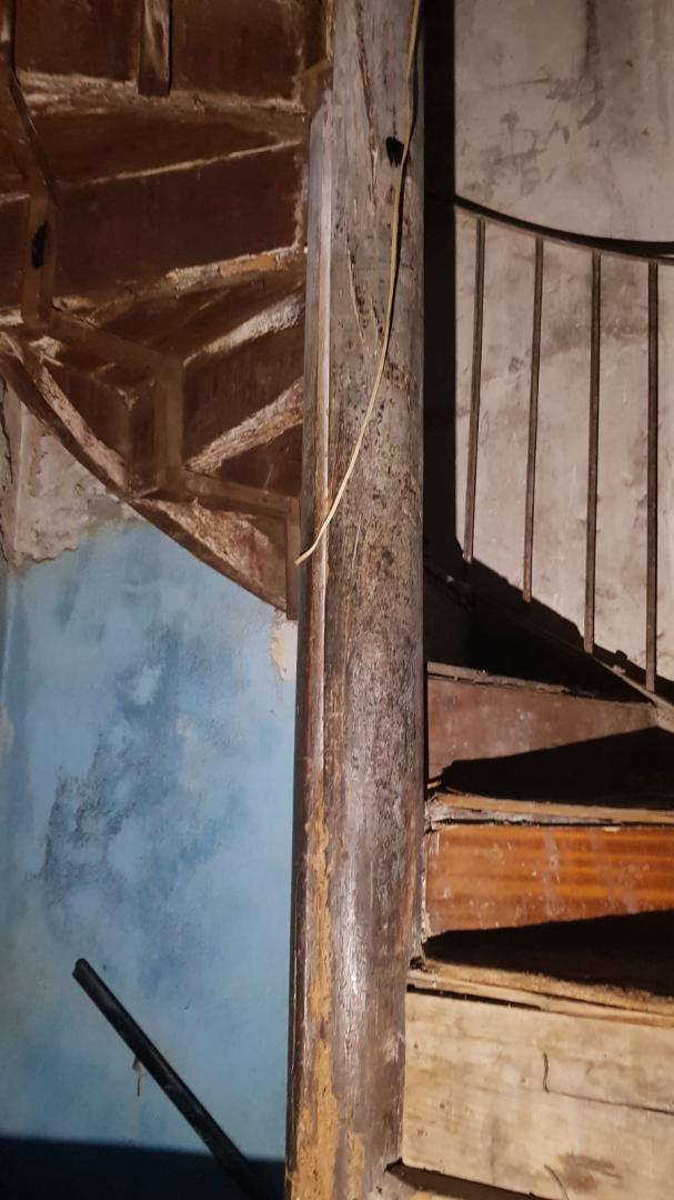 CASA DE POBLE DEL 1910 CANTONERA MOLT BEN SITUADA