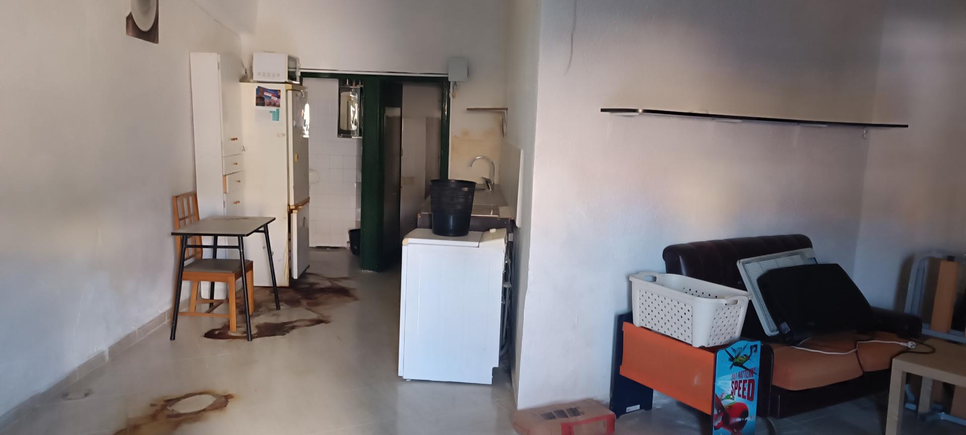 CASA DE POBLE DEL 1910 CANTONERA MOLT BEN SITUADA