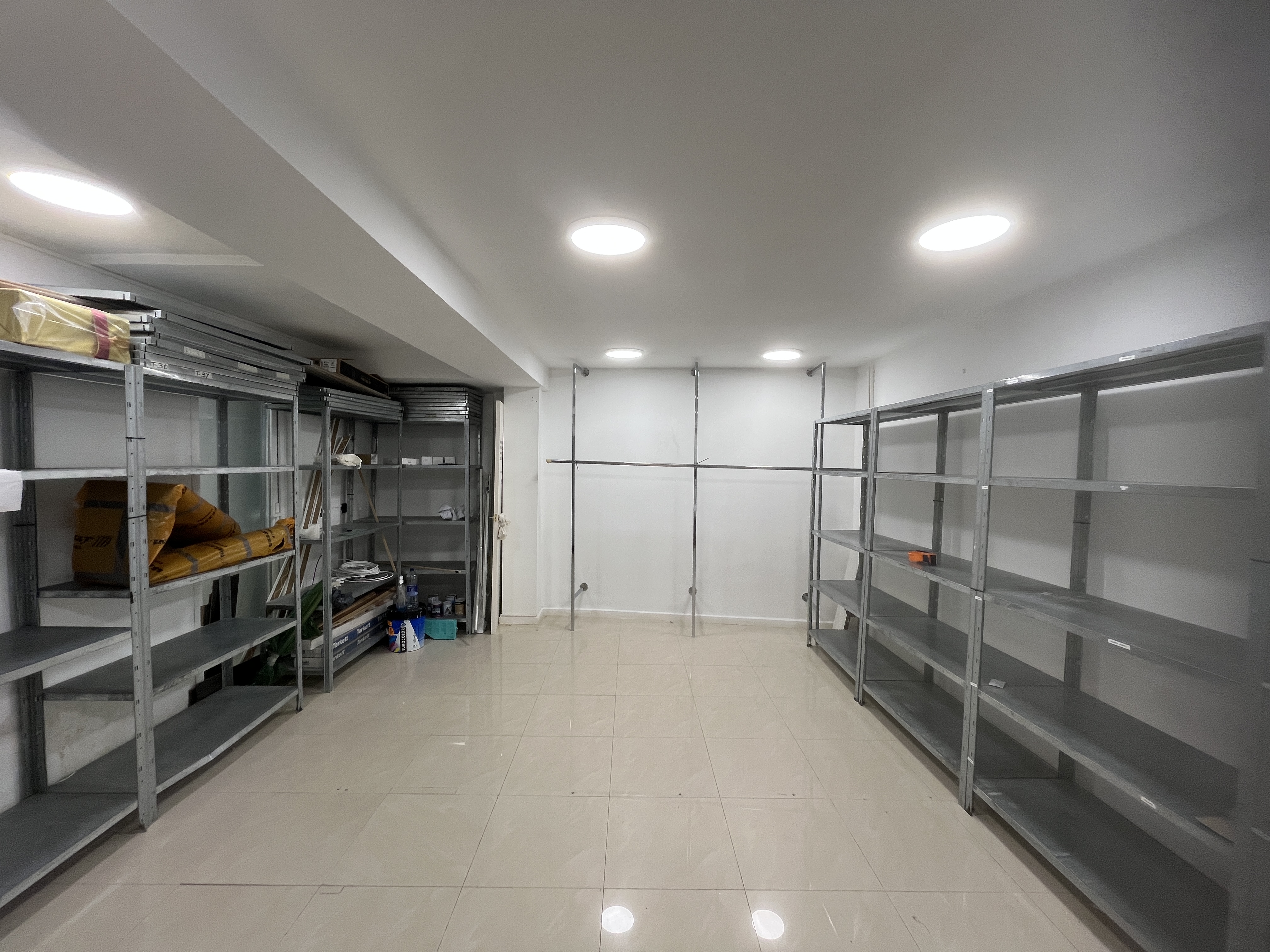 locals-comercials en girona · eixample €