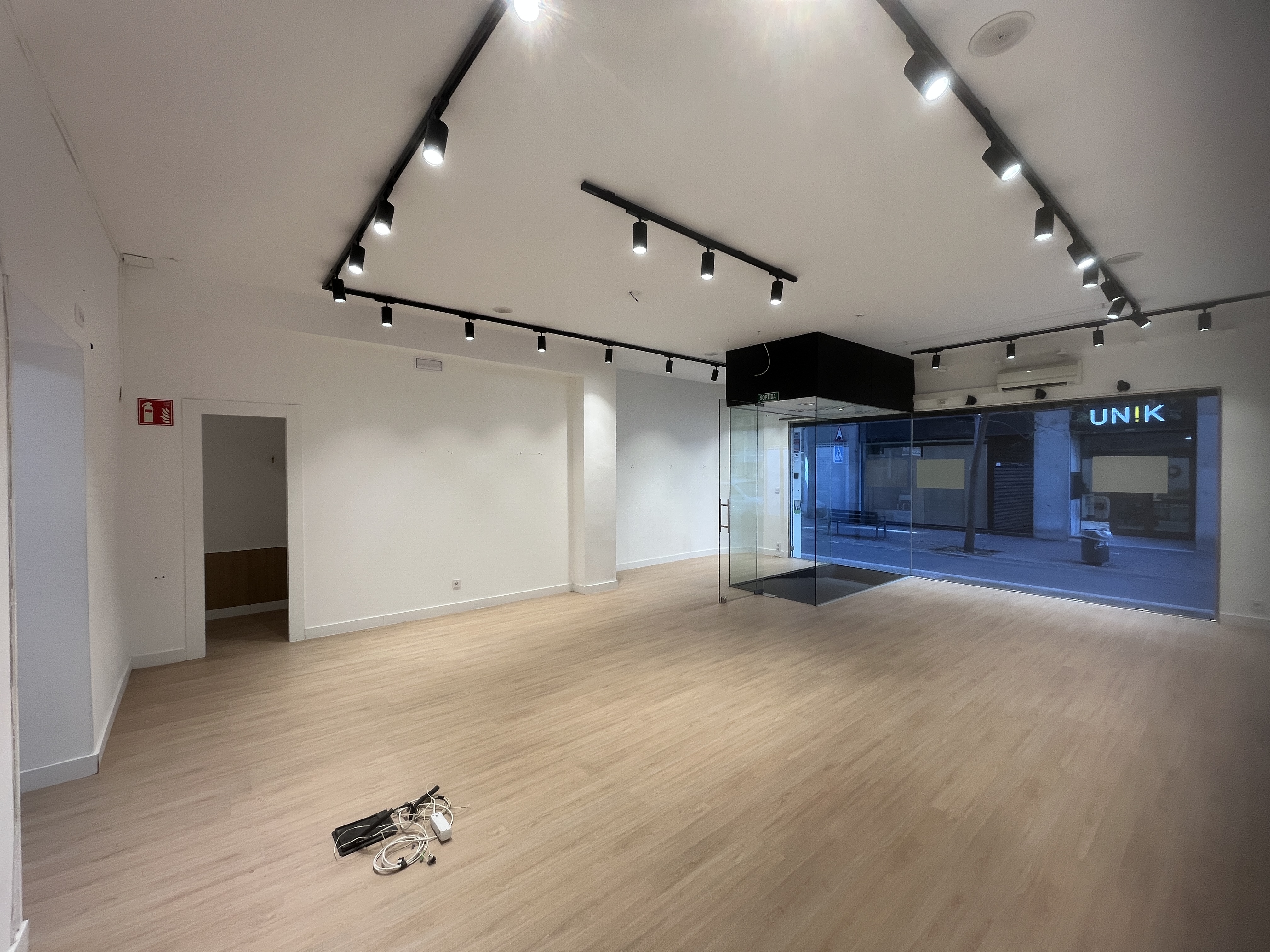 locals-comercials en girona · eixample €