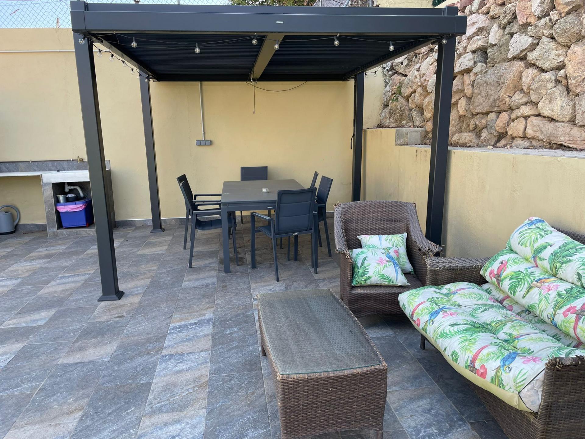 Casa en venta en Corbera De Llobregat, Barcelona 4/19