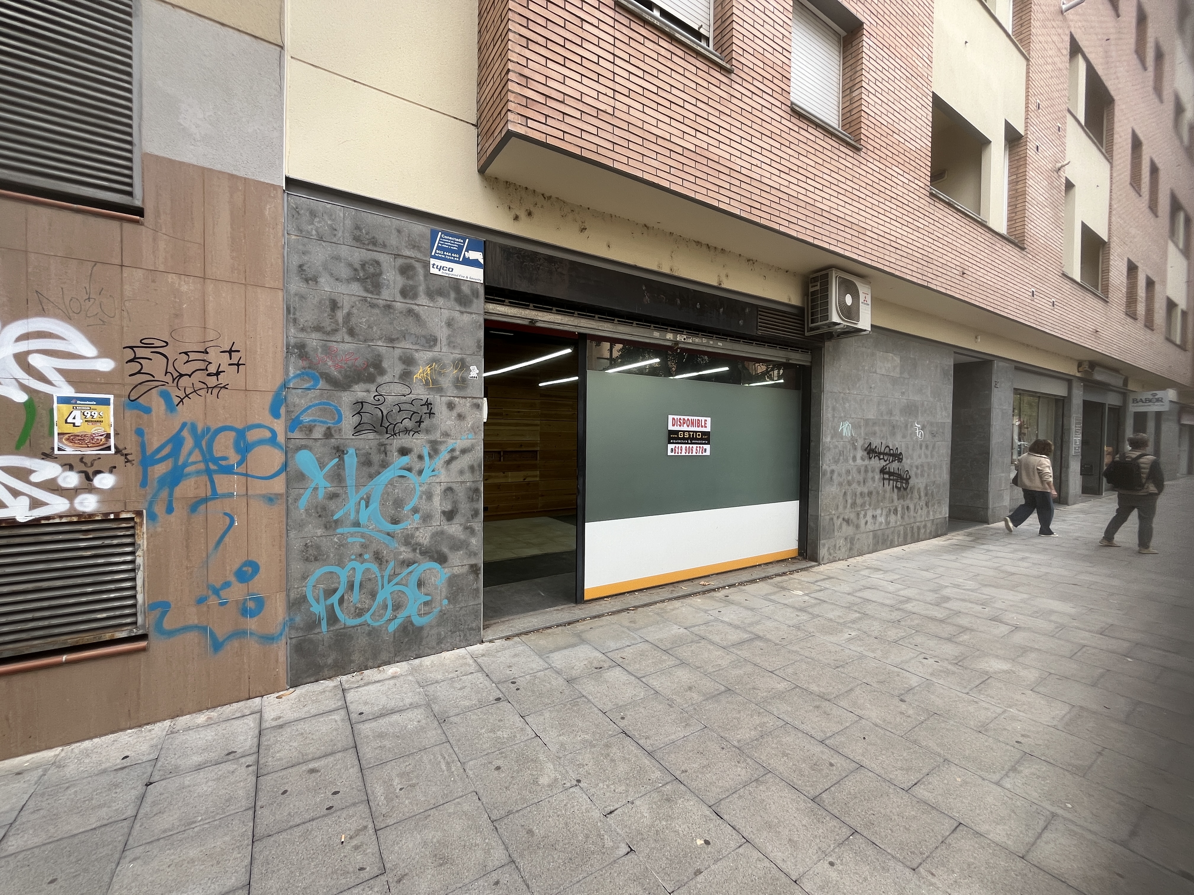 locals-comercials en girona · eixample €