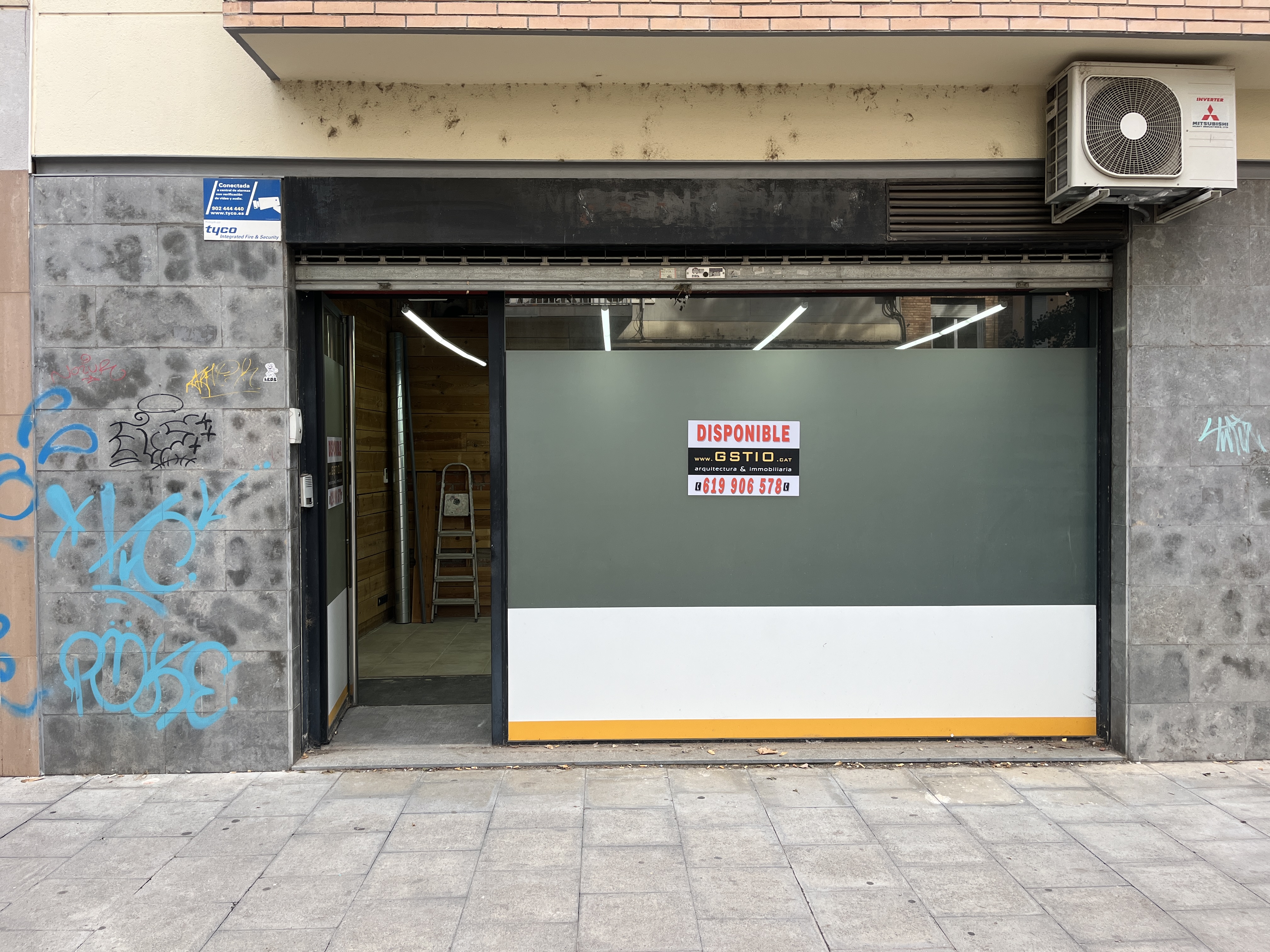 locals-comercials en girona · eixample €