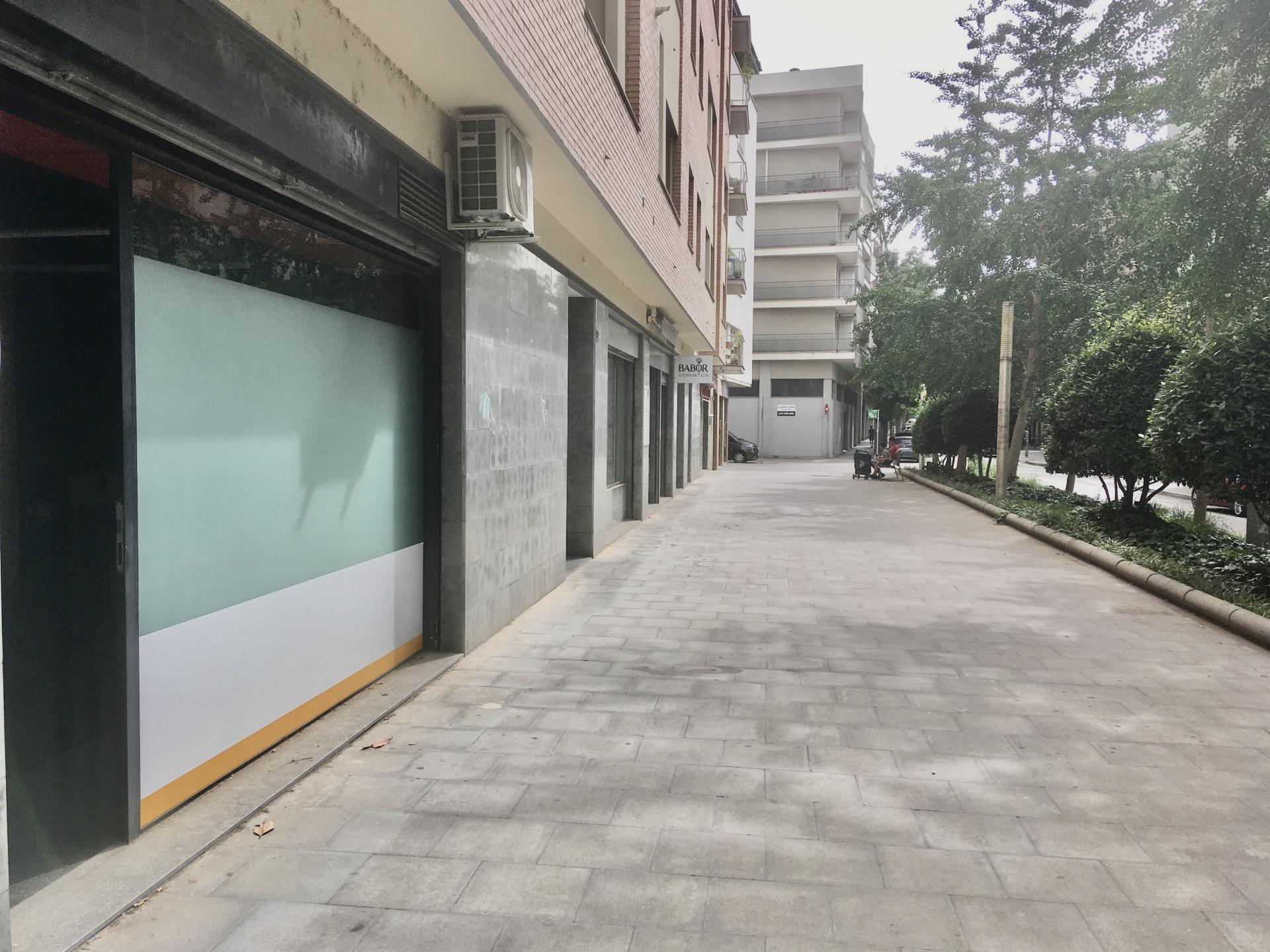 locals-comercials en girona · eixample €