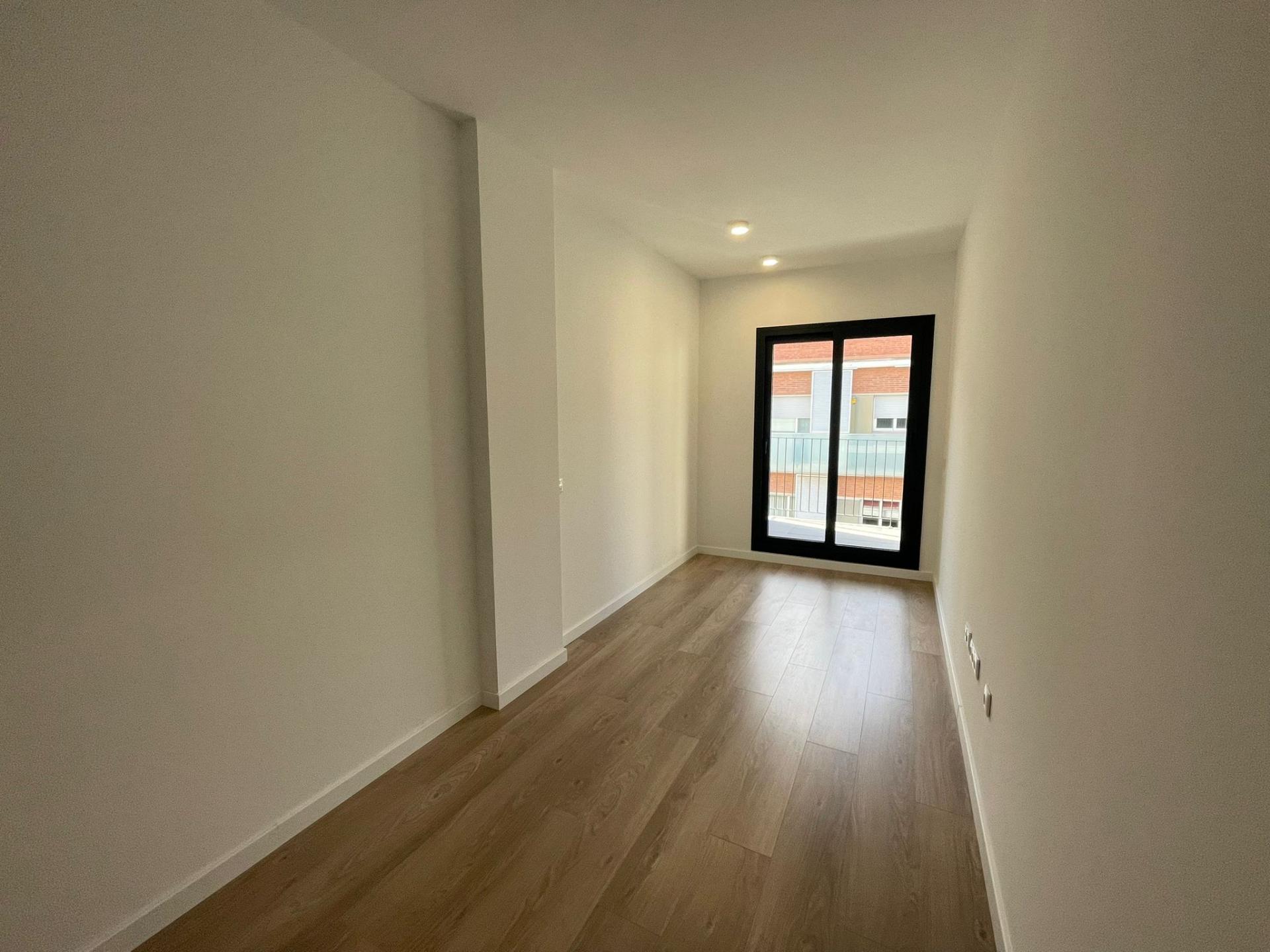 DUPLEX TERCERA PLANTA, 4 HABITACIONES Y CON TERRAZAS