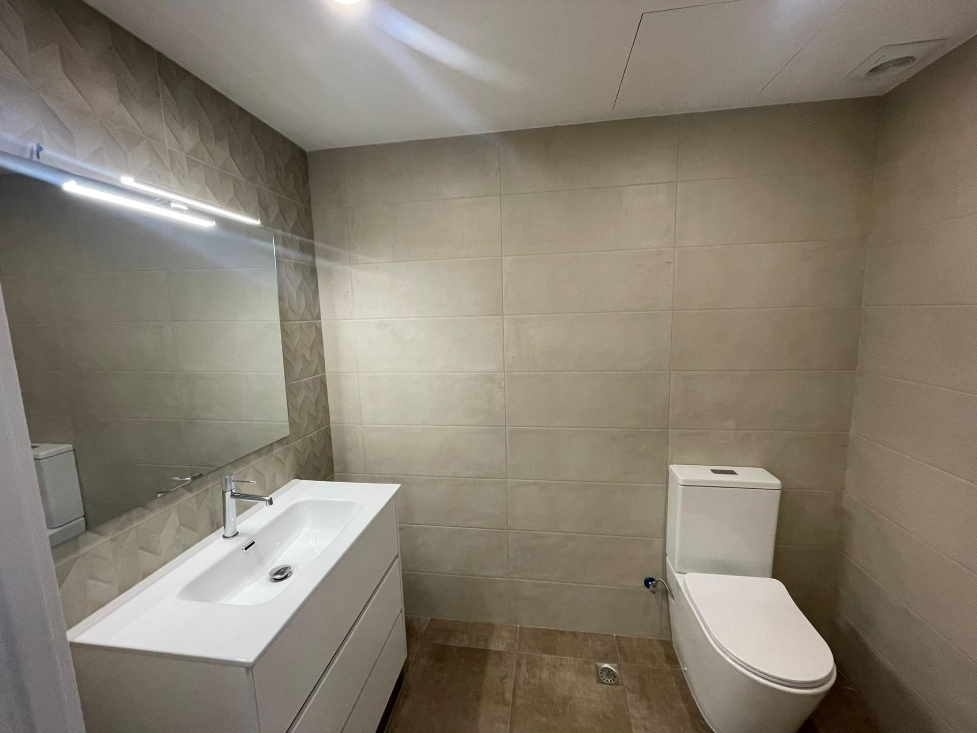 DUPLEX TERCERA PLANTA, 4 HABITACIONES Y CON TERRAZAS