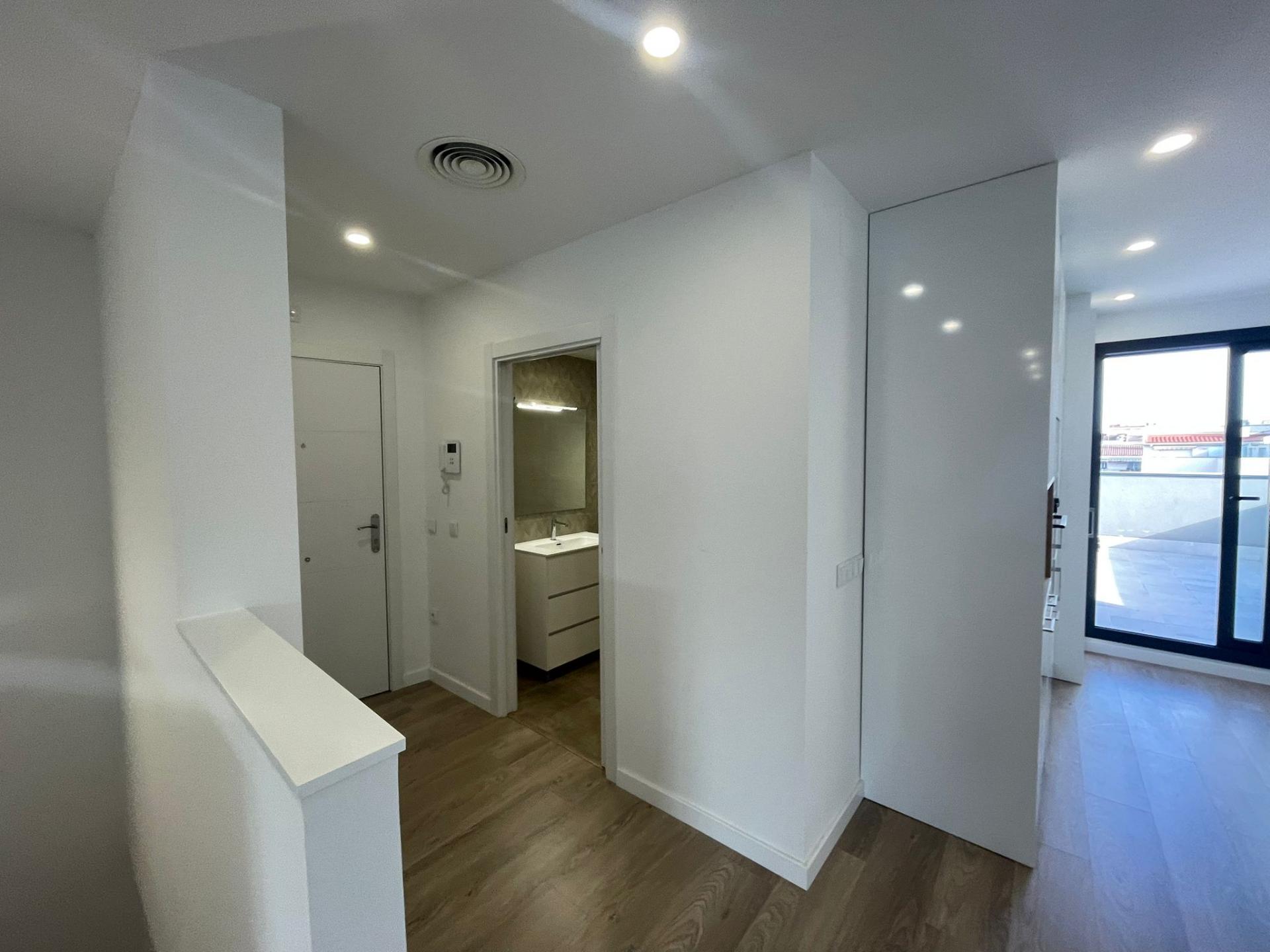 DUPLEX TERCERA PLANTA, 4 HABITACIONES Y CON TERRAZAS