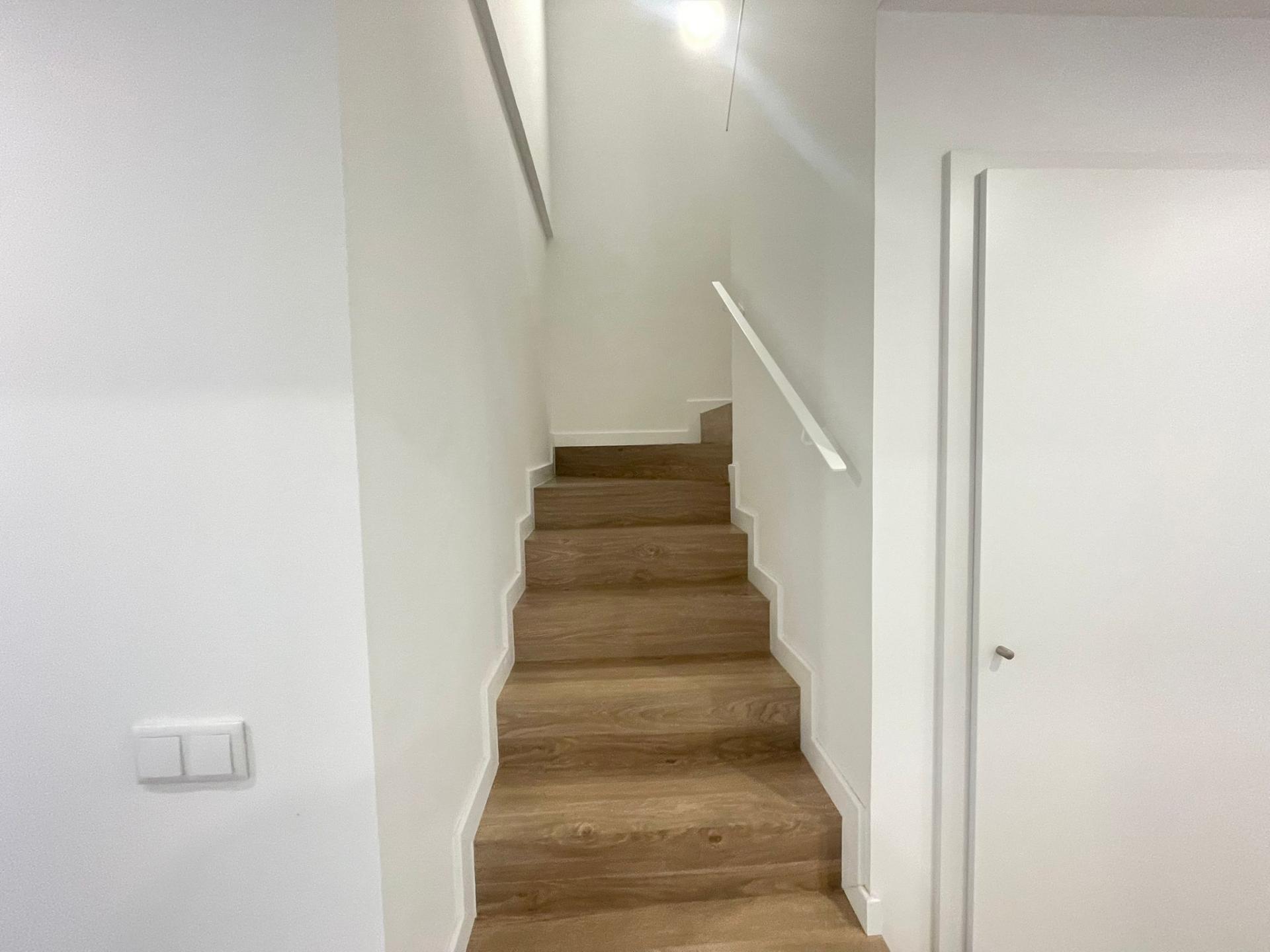 DUPLEX TERCERA PLANTA, 4 HABITACIONES Y CON TERRAZAS